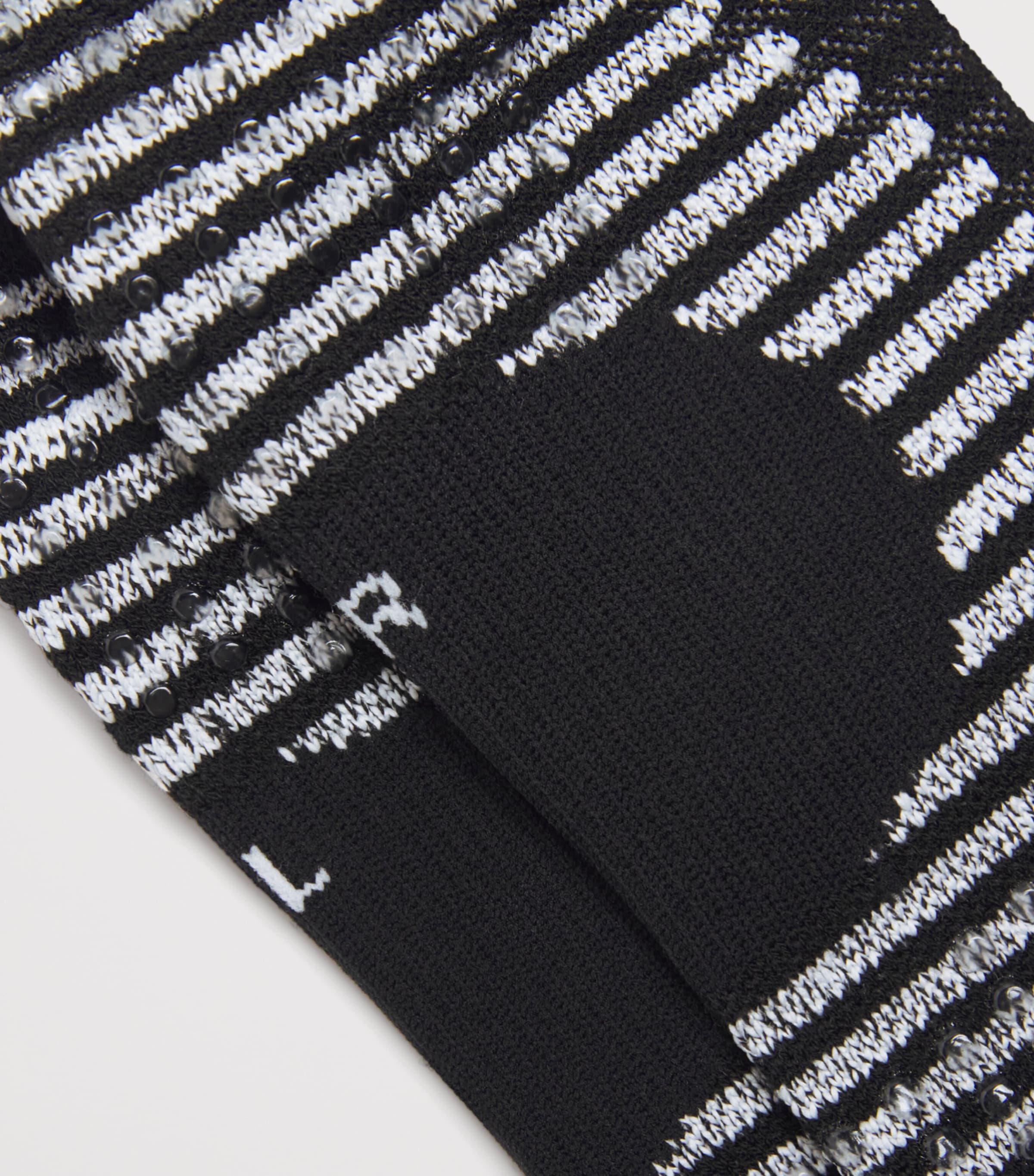 247 Trail Socks BLACK Image 2