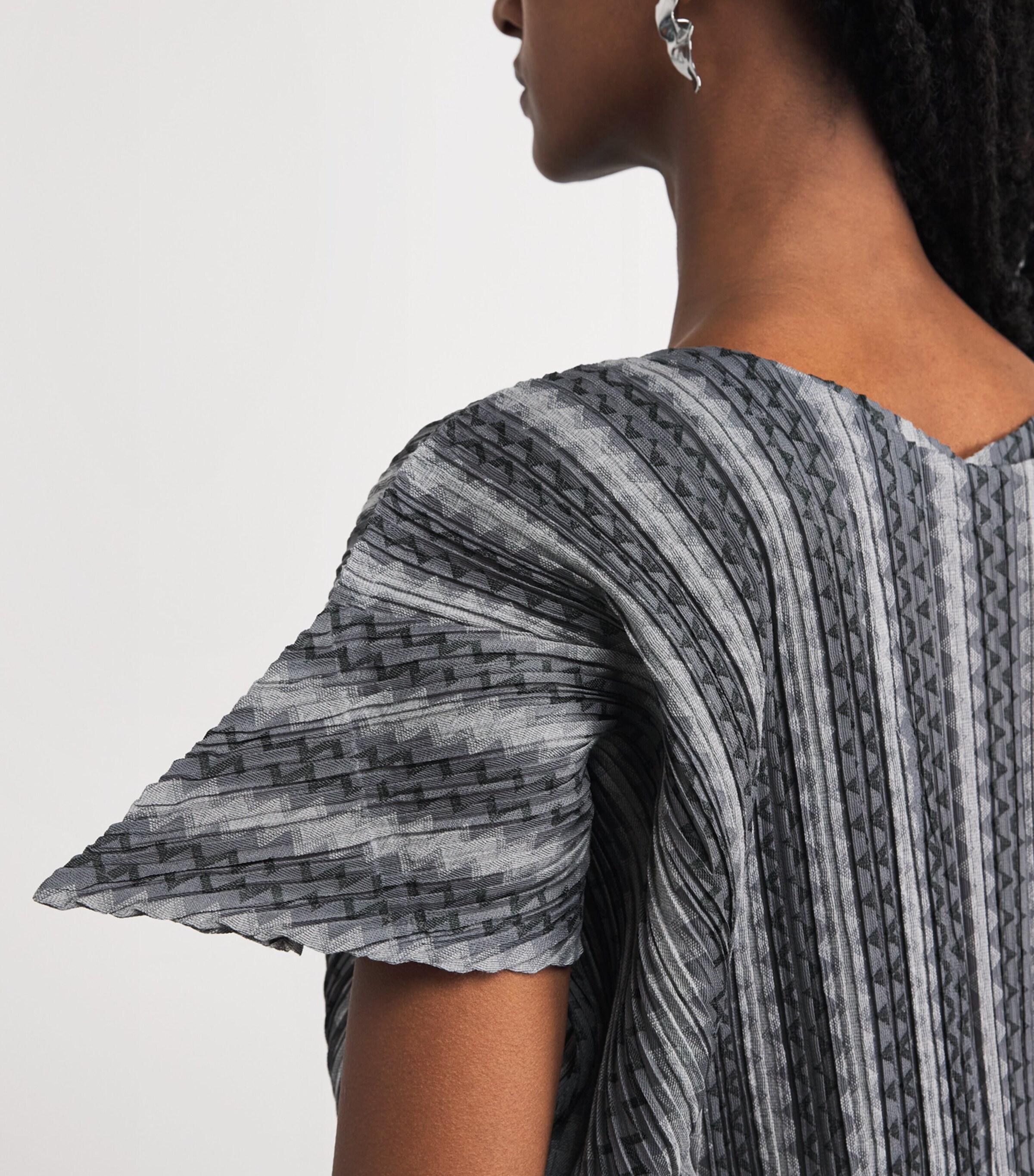 Pleats Please Issey Miyake Womens Cotton-Blend Zigzag Top Grey Image 3