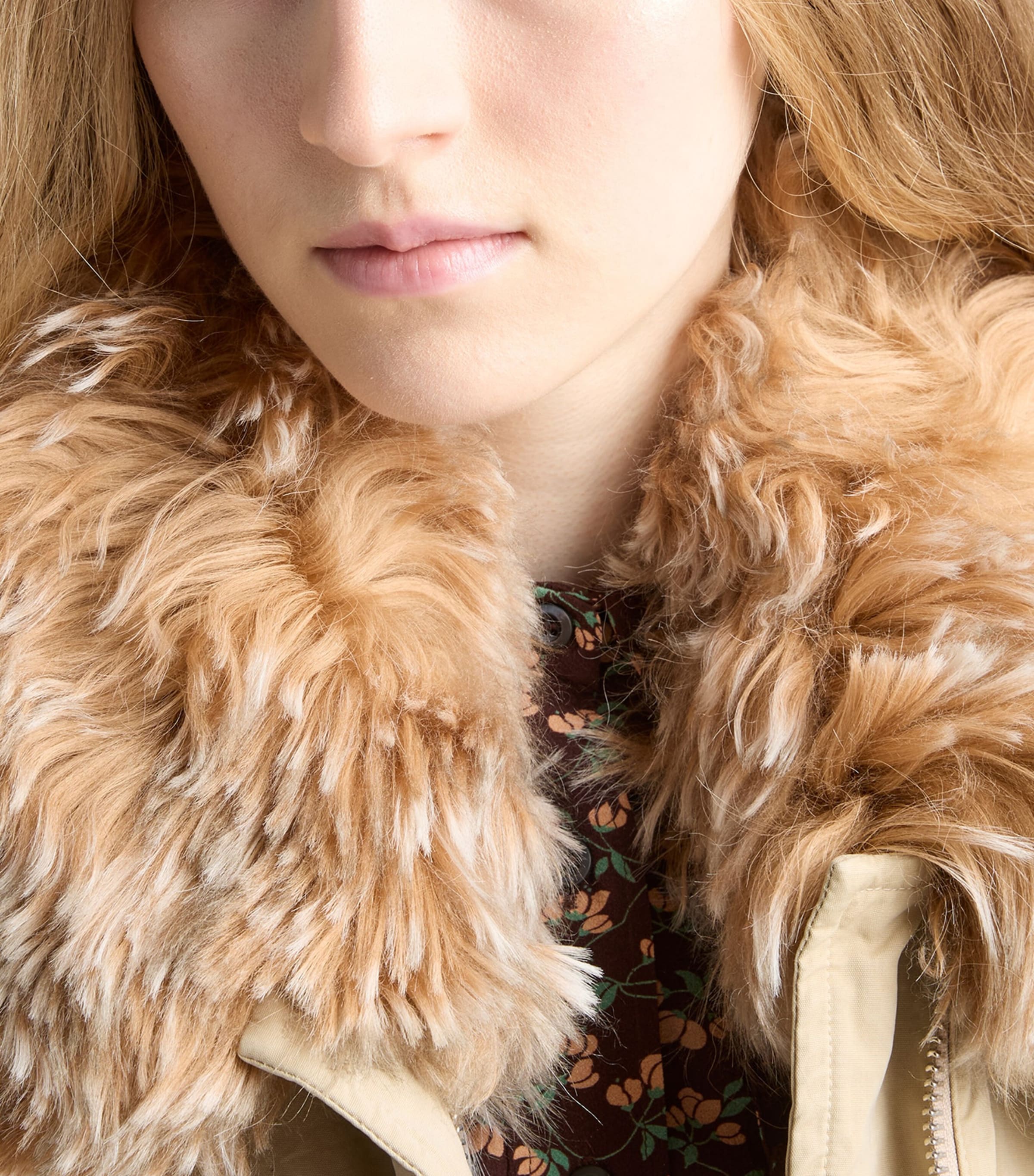 Down Cotton Shearling-Collar Jacket F0065 Image 4