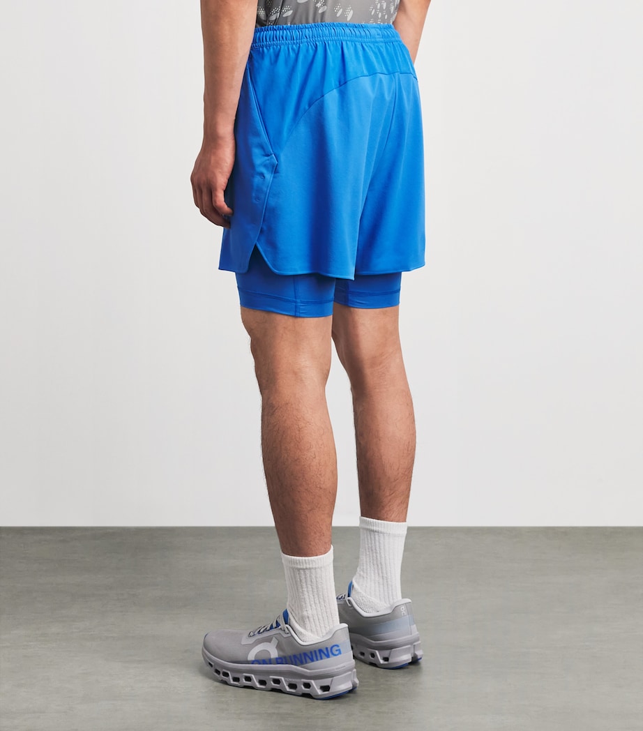 On Mens 2-In-1 Train Shorts Jay Image 5