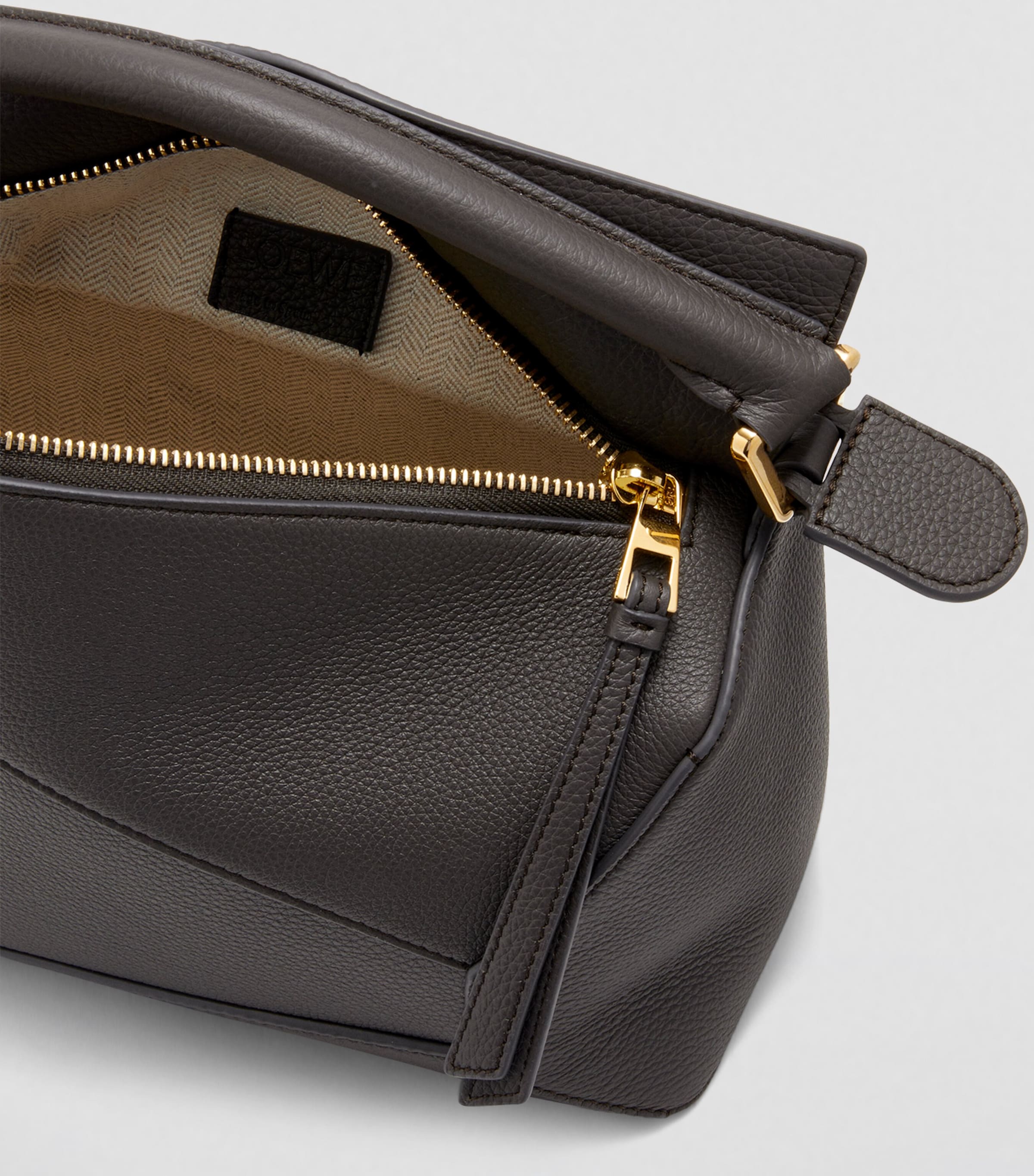 Small Leather Puzzle Edge Top-Handle Bag DARK GREY Image 4