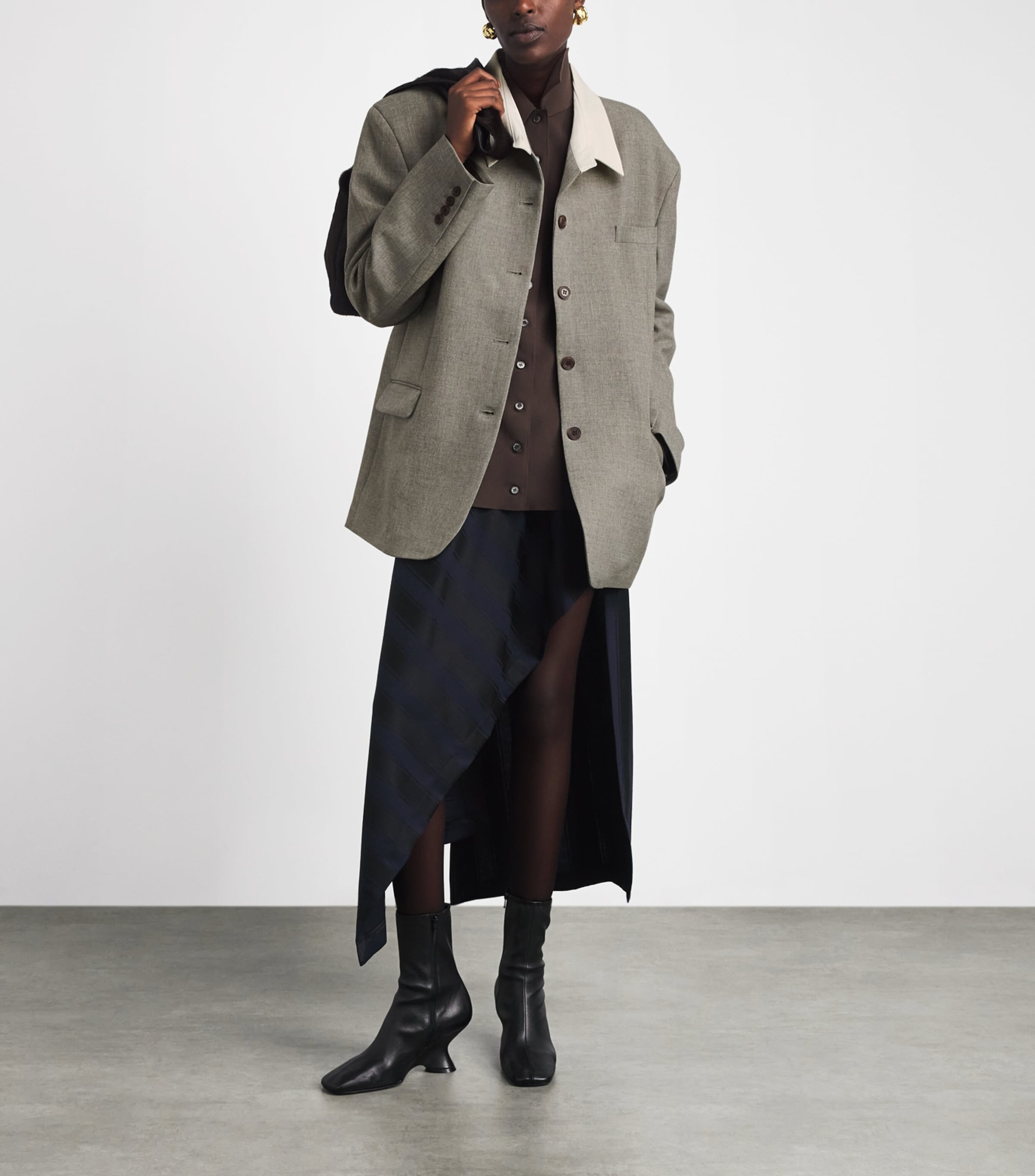 Source Unknown Womens Contrast-Collar Suki Blazer Shirt Gy Image 2