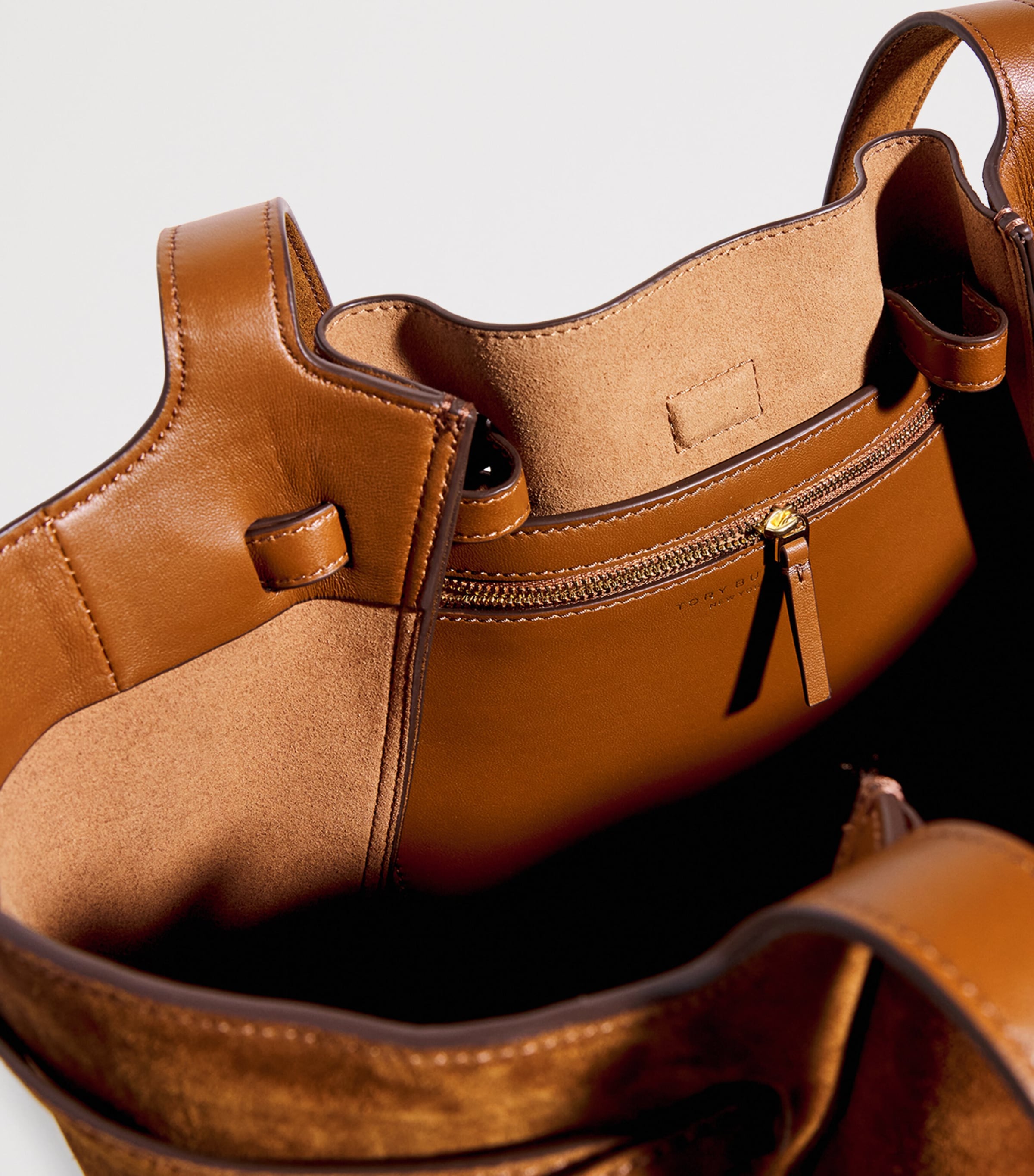 Suede Romy Tote Bag CARAMEL Image 4