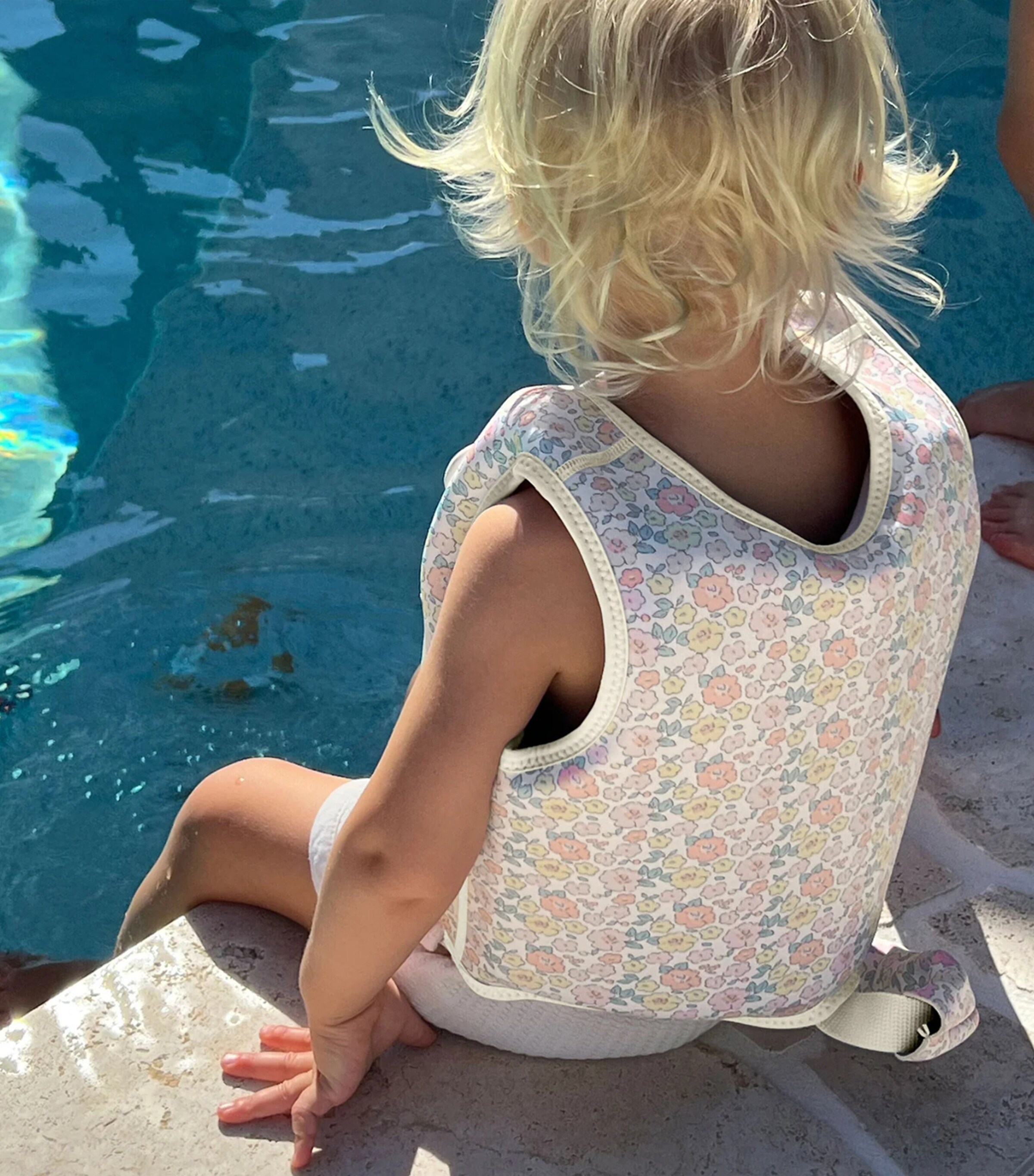 Sunnylife Kids Floral Into The Garden Swim Vest (1-2 Years) Multicolour Image 3