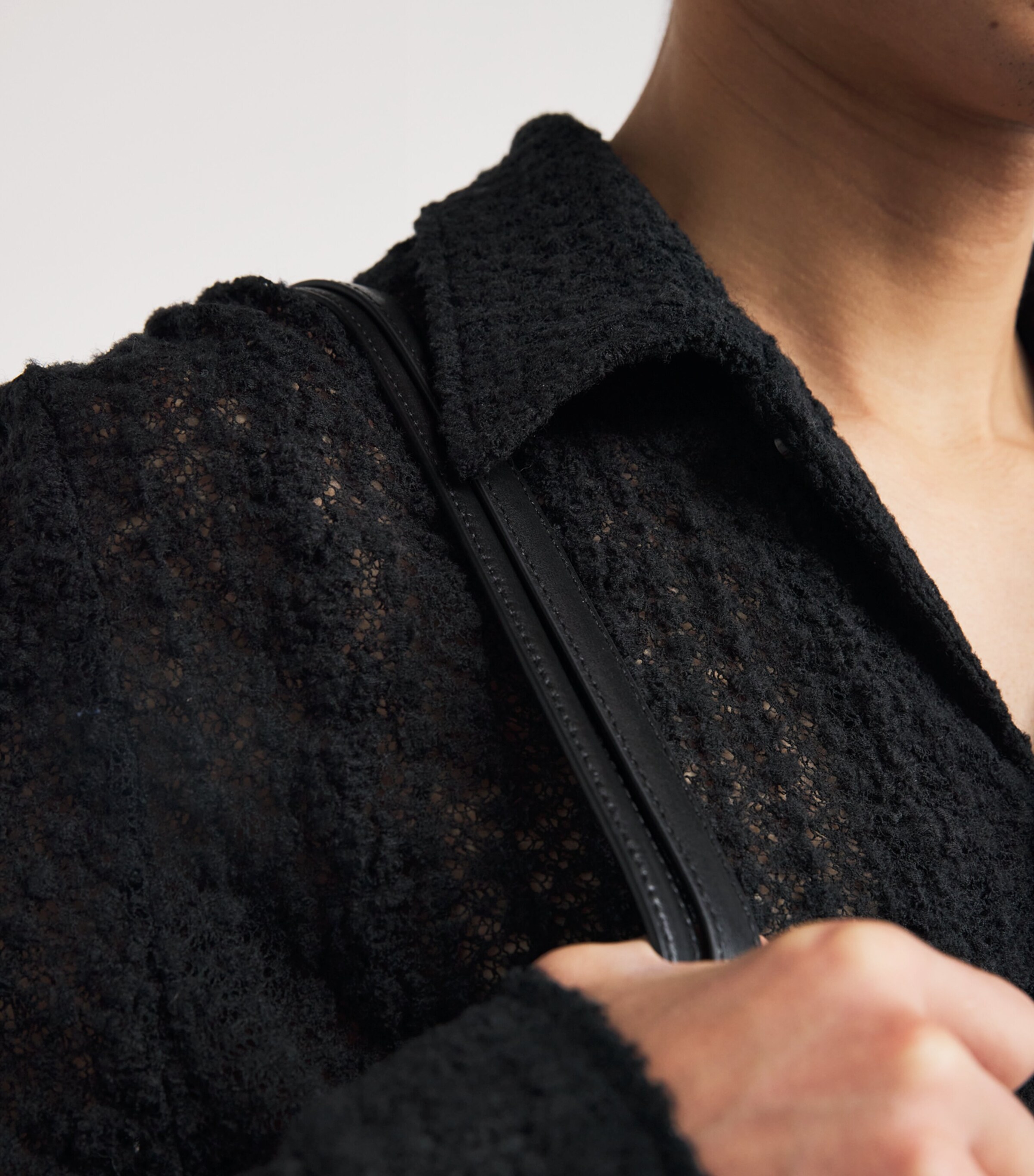 Séfr Mens Wool-Blend Lace Jagou Shirt Lace Black Wool Image 6