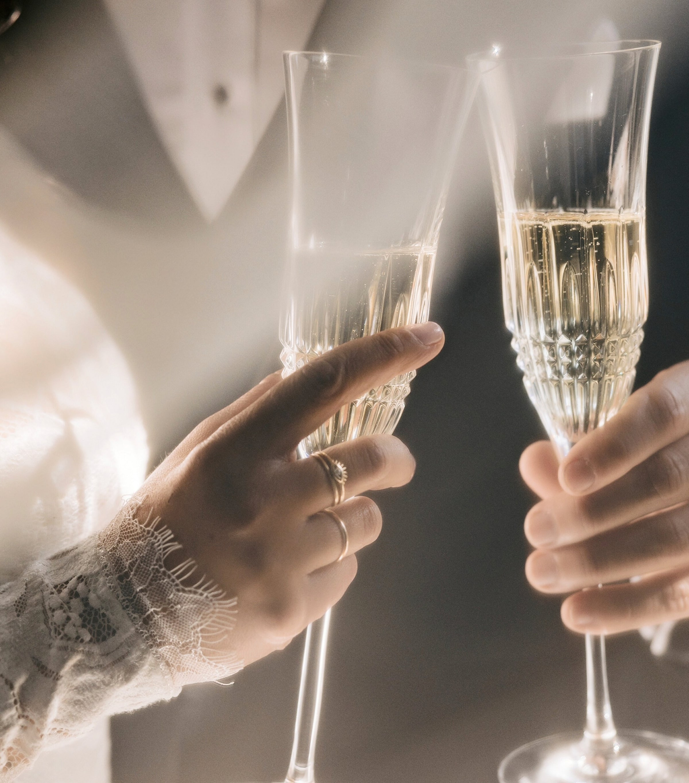 Set of 2 Lismore Diamond Essence Flutes (220ml) CLEAR Image 2