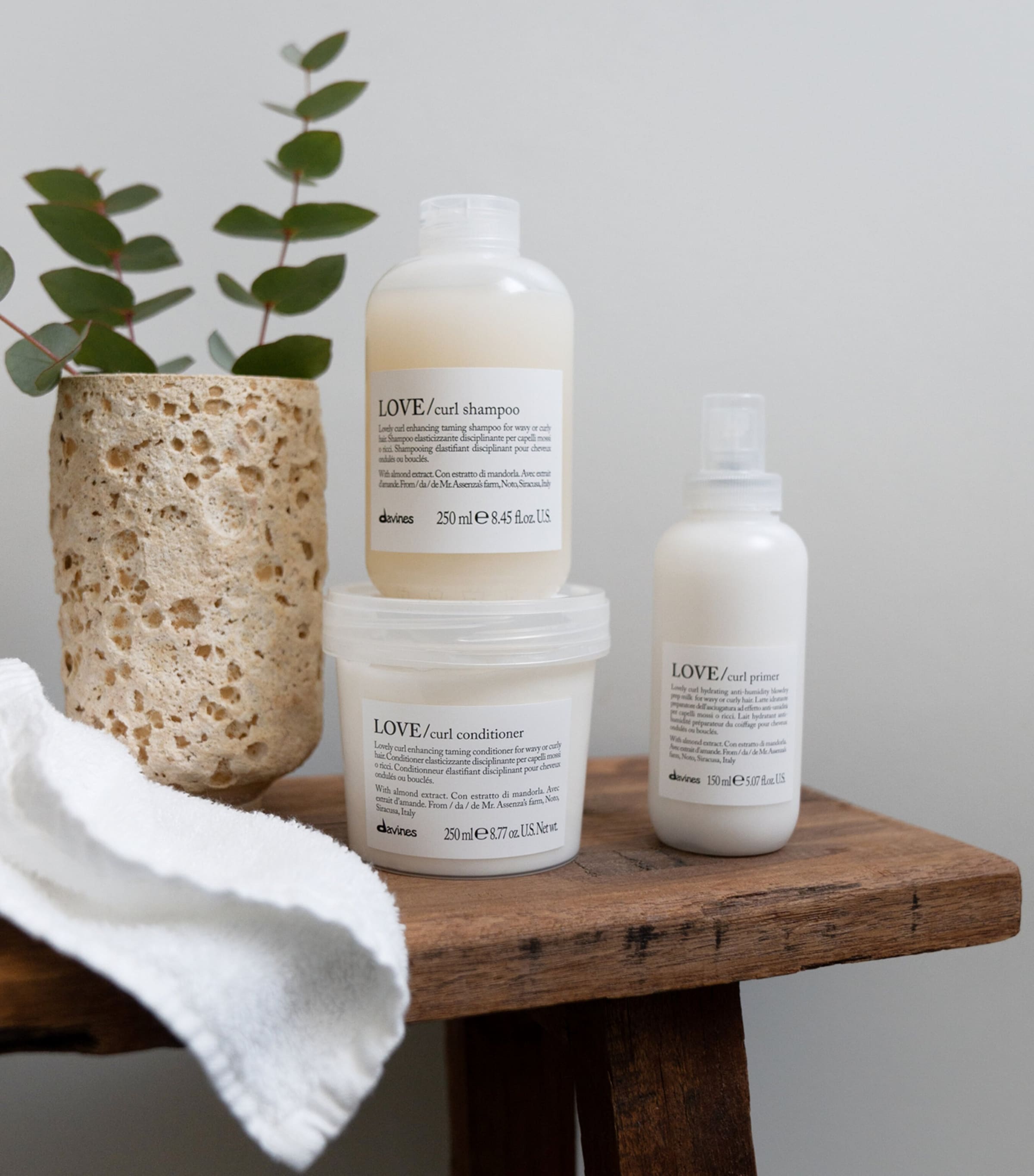 Love Curl Conditioner (250ml) NO COLOUR Image 2