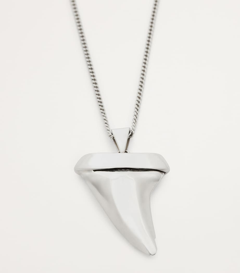 Shark Tooth Pendant Necklace 8126 Image 3