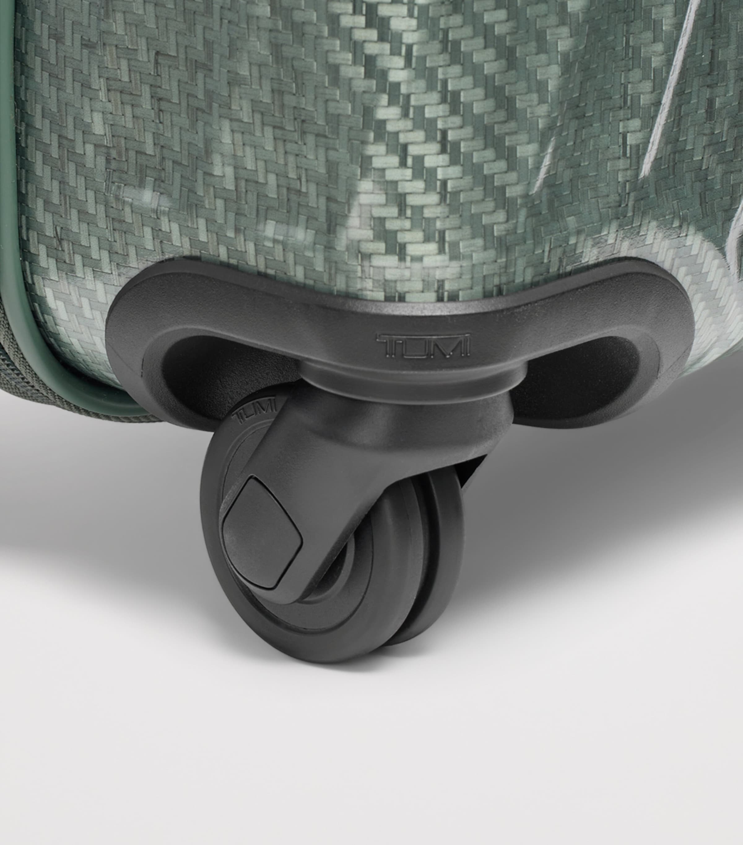 19 Degree Lite Continental Cabin Suitcase (55cm) THYME A639 Image 7