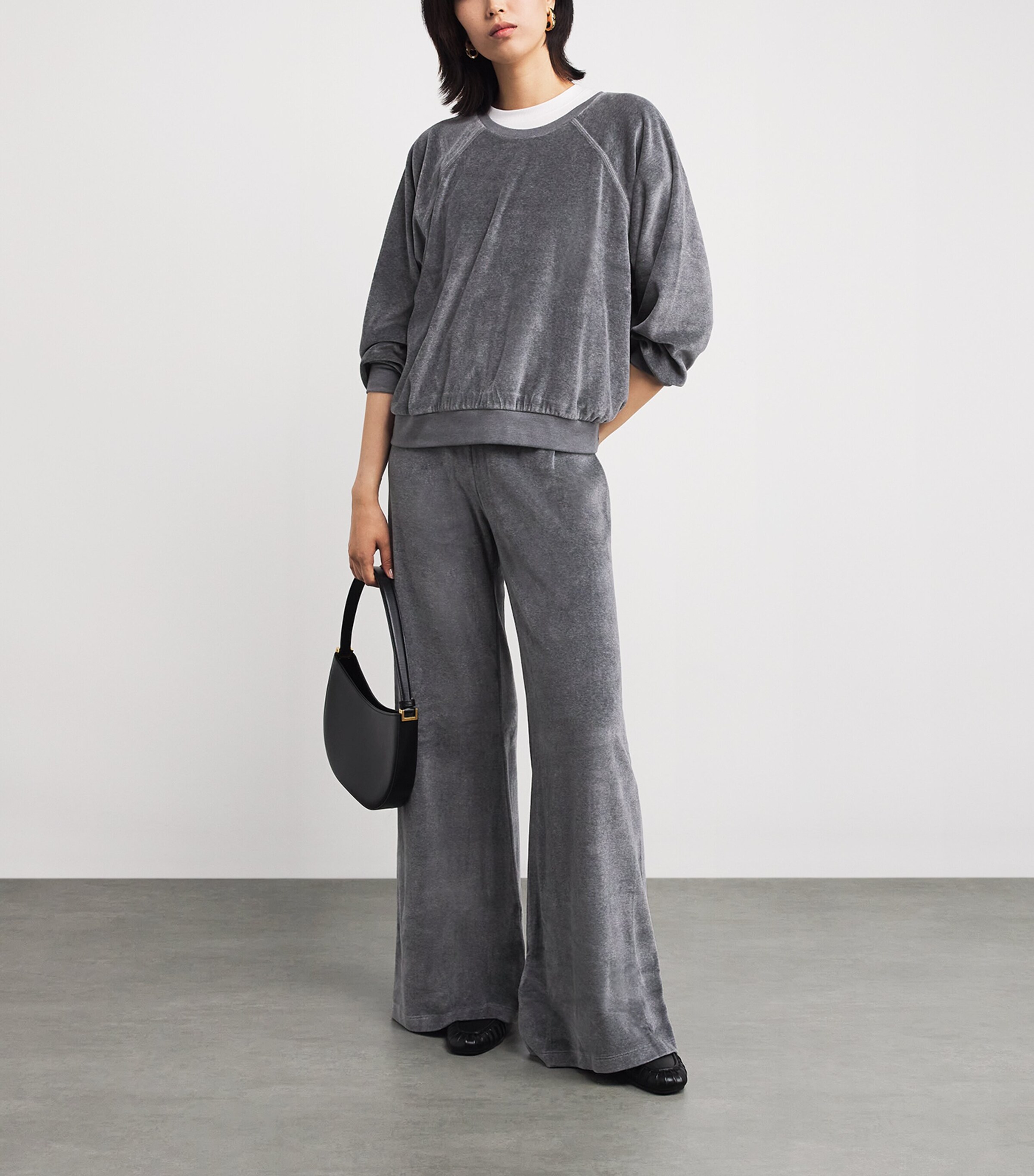 Suzie Kondi Womens Cotton-Blend Samos Sweatshirt Charcoal Heather Image 2