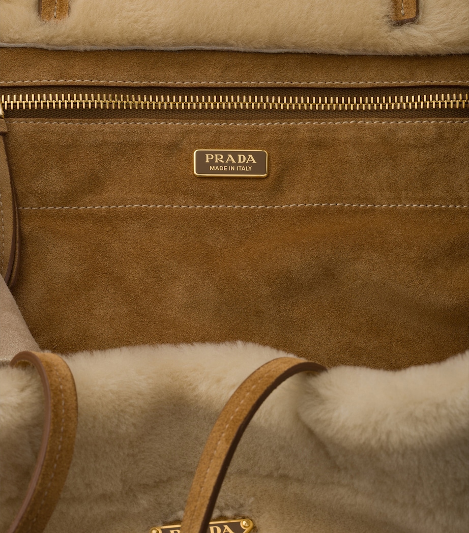 Large Shearling Tote Bag F0379 Image 4