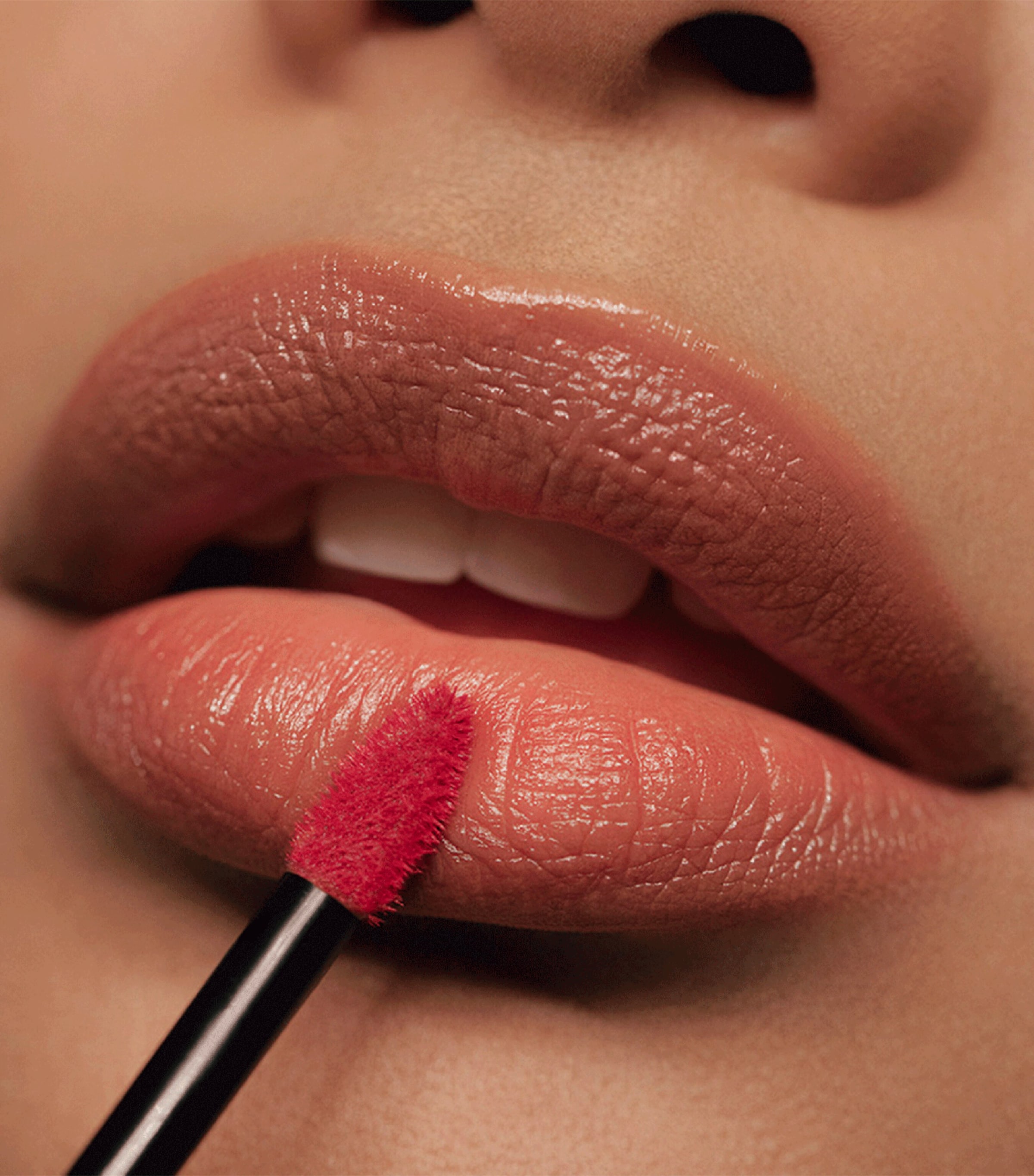 Bitten Lip Tint AMOUR Image 3