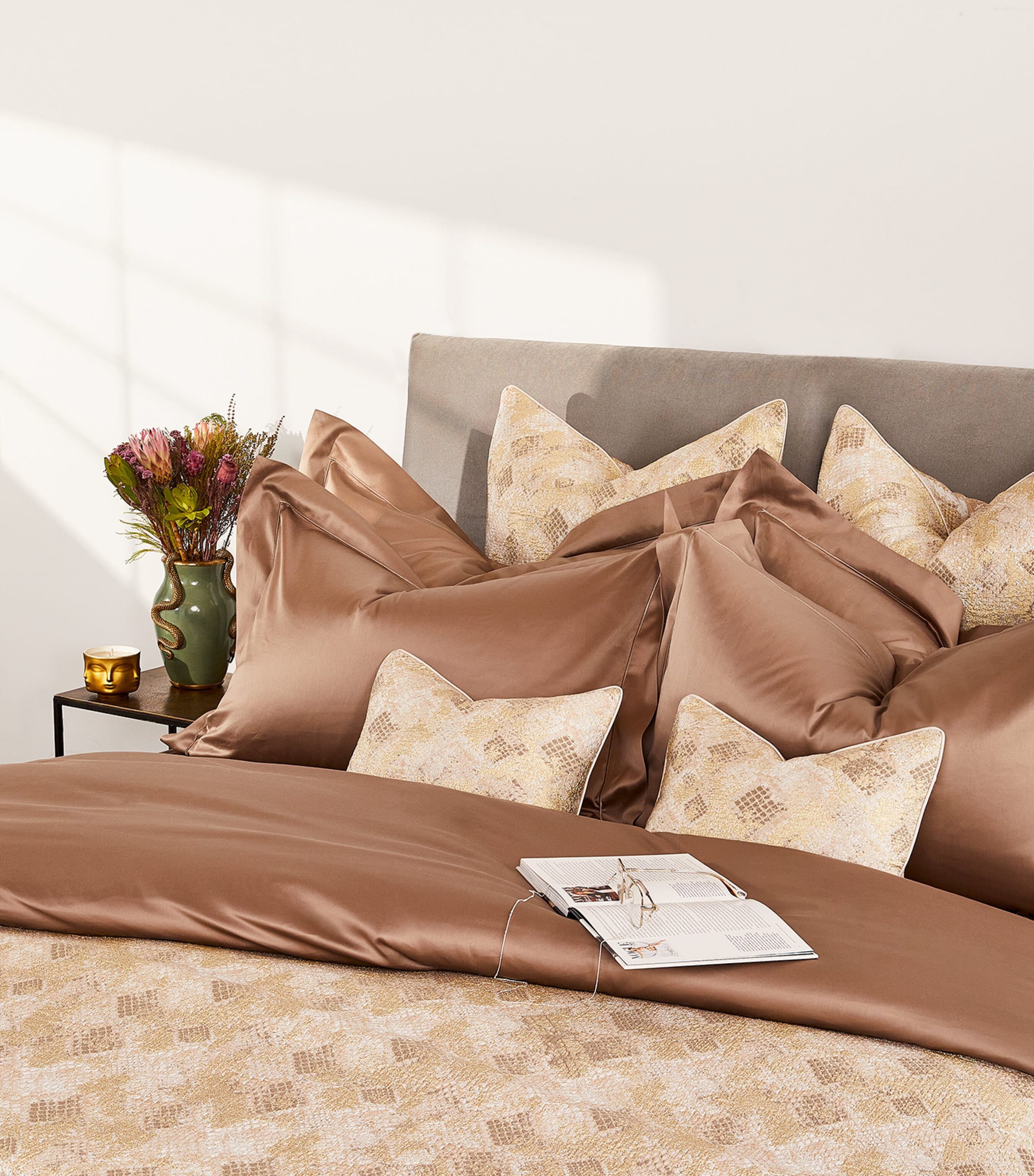 Celso De Lemos Australia Boudoir Pillowcase In Beige
