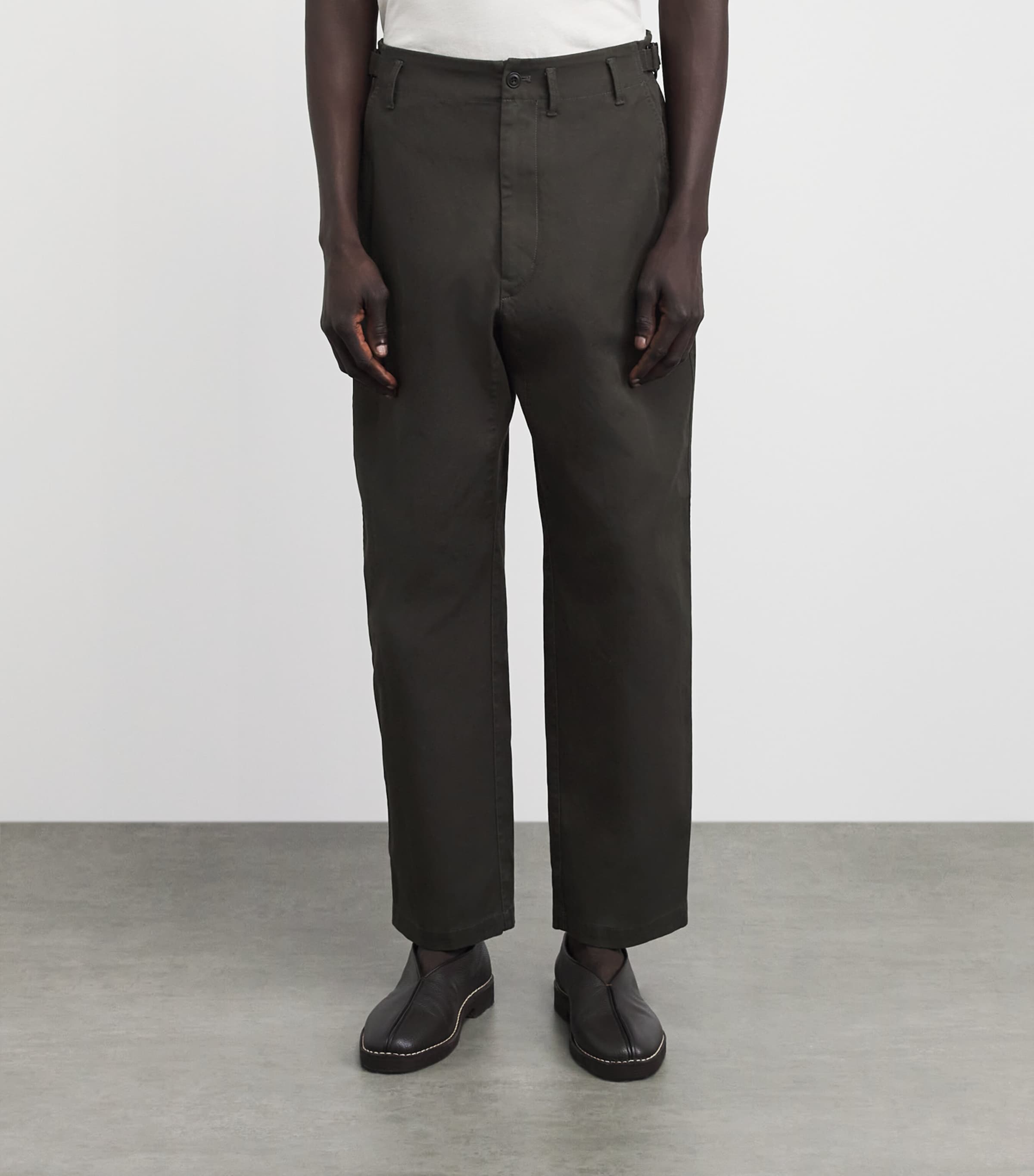 Lemaire Mens Carrot Tapered Straight Trousers Espresso Image 4