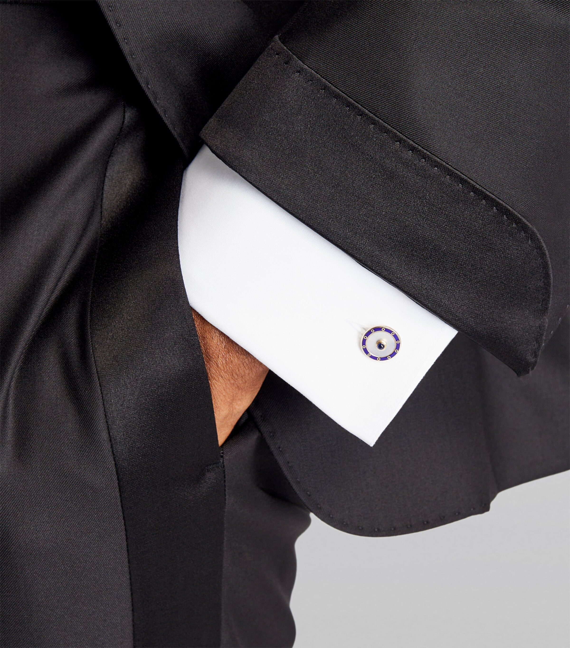 Deakin & Francis Yellow Gold and Sapphire Chain-Link Cufflinks Blue Image 4