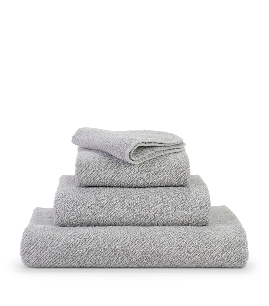 Twill Face Cloth (30cm x 30cm) 992 PLATINUM Image 1