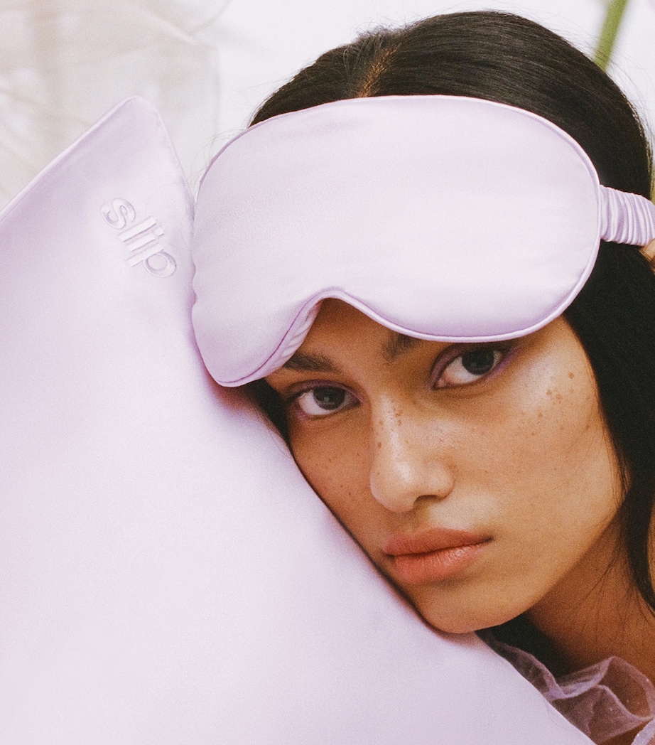 Mulberry Silk Contour Sleep Mask WILDFLOWER Image 5