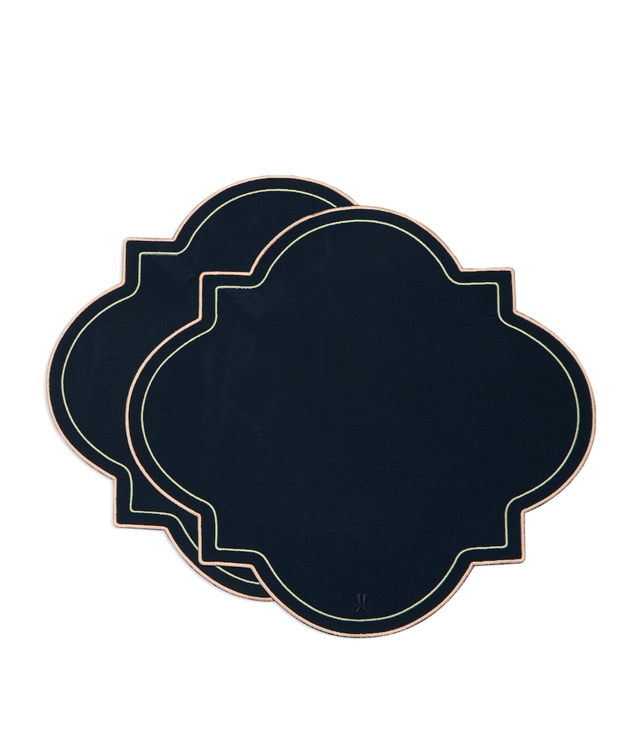 Set of 2 Medallion Placemats (43cm) NAVY Image 1