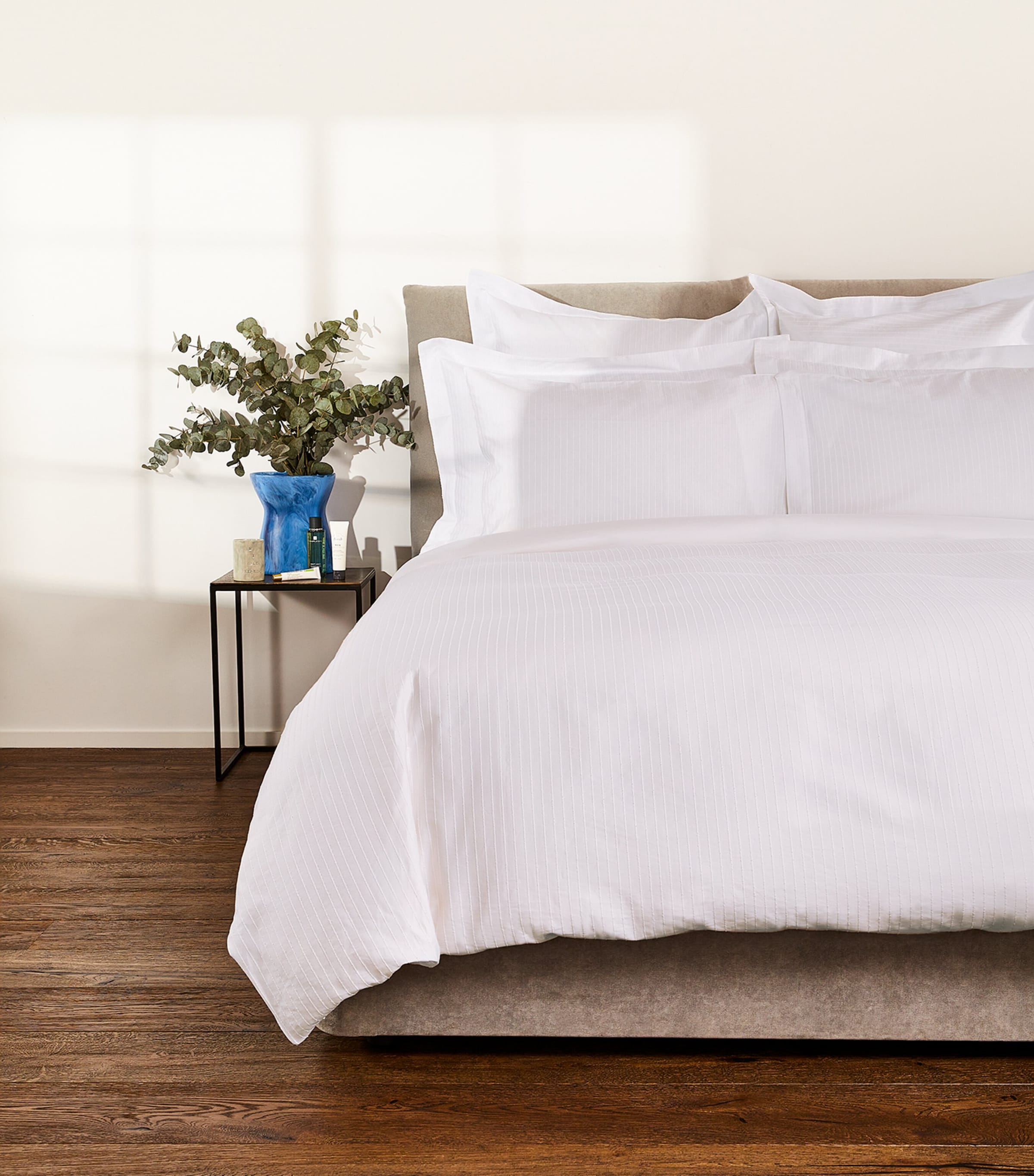 Harrods Of London Cotton Roanne Super King Duvet Cover In White