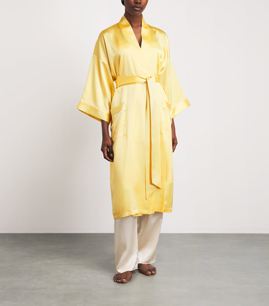 Olivia von Halle Womens Silk Sabine Night Robe Limon Image 2