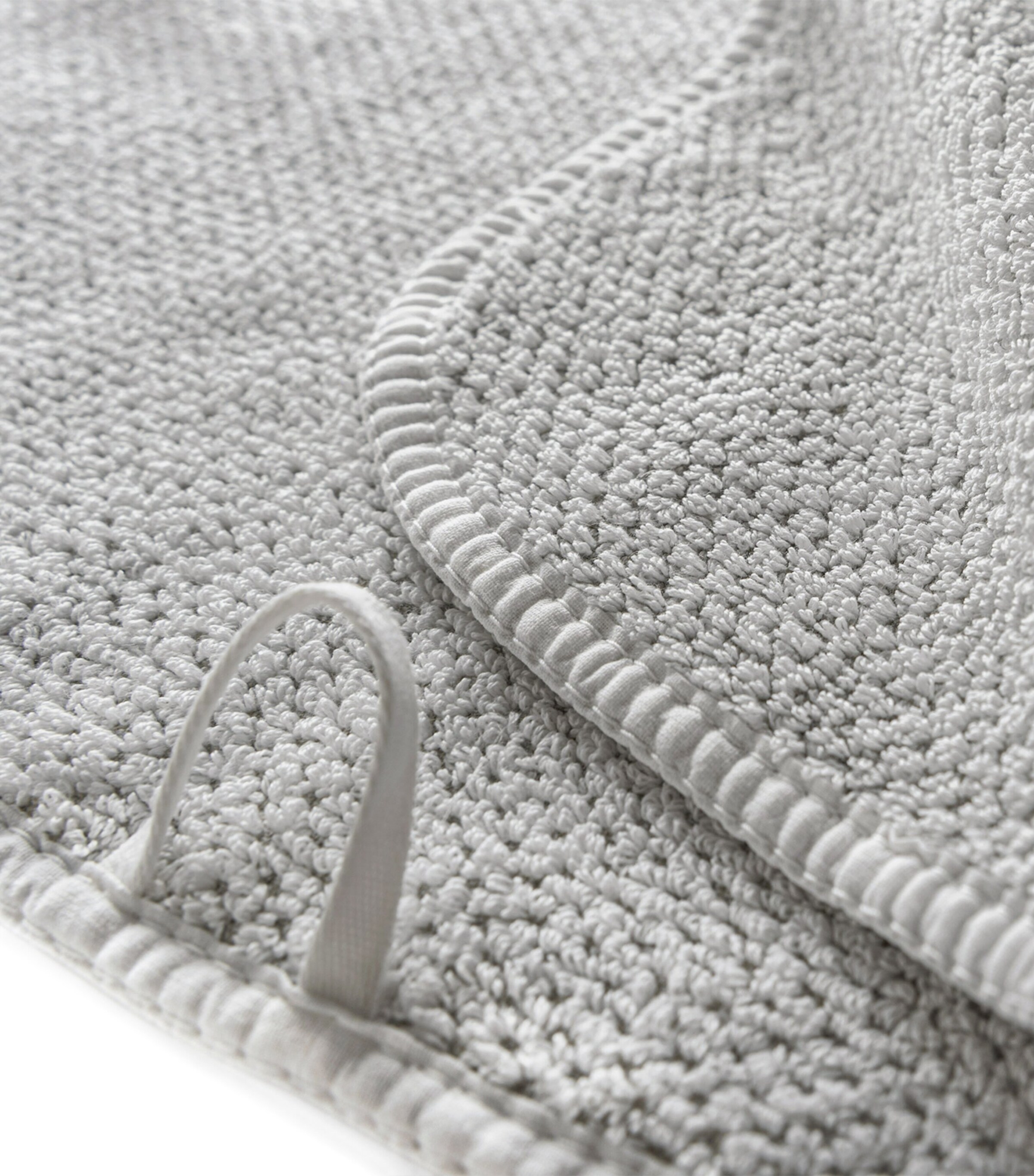 GRACCIOZA Bee Waffle Bath Sheet (90cm x 180cm) Silver Image 2