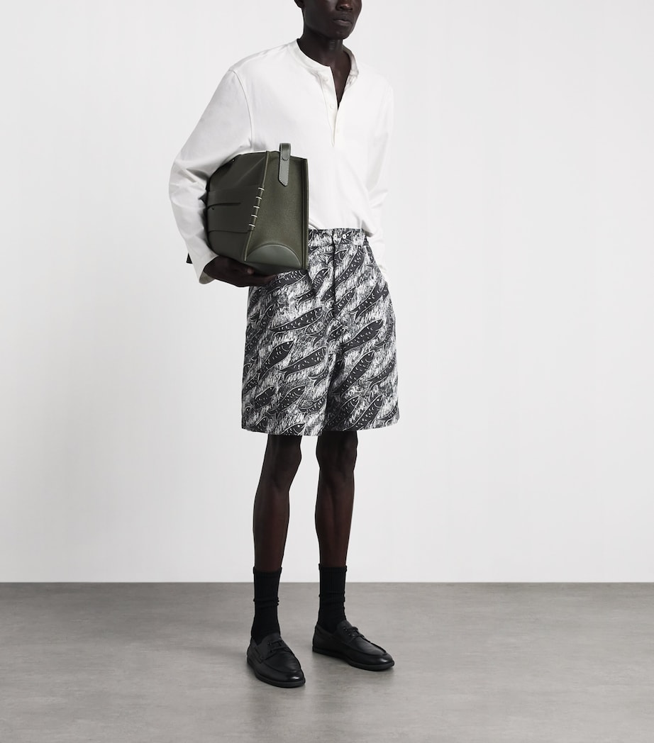 Jacquemus Mens Pleated Pyjama Shorts Jcq Fish Blk/wht Image 2