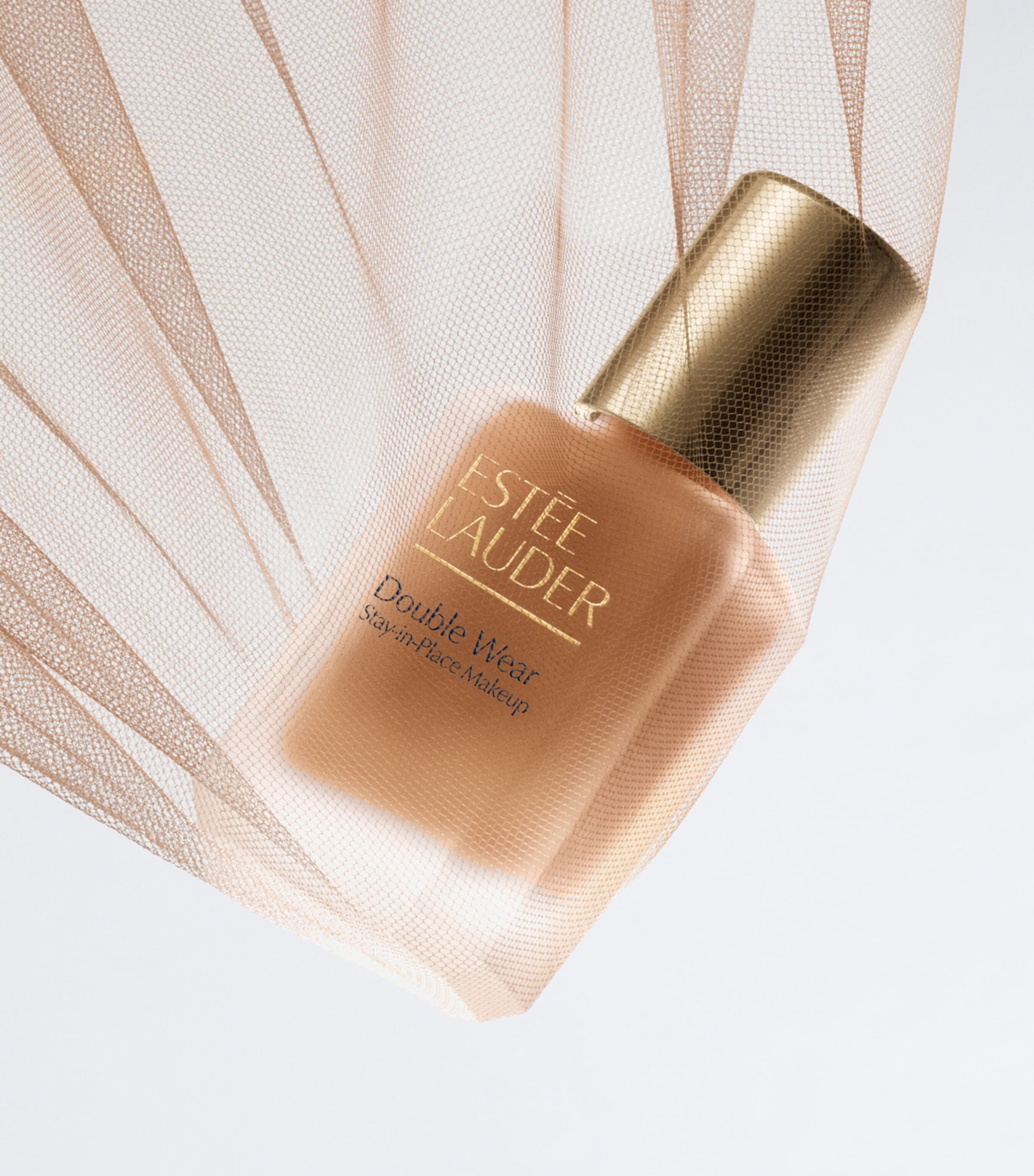 Estée Lauder Double Wear Longwear Matte Foundation SPF 10 Honey Bronze Image 5