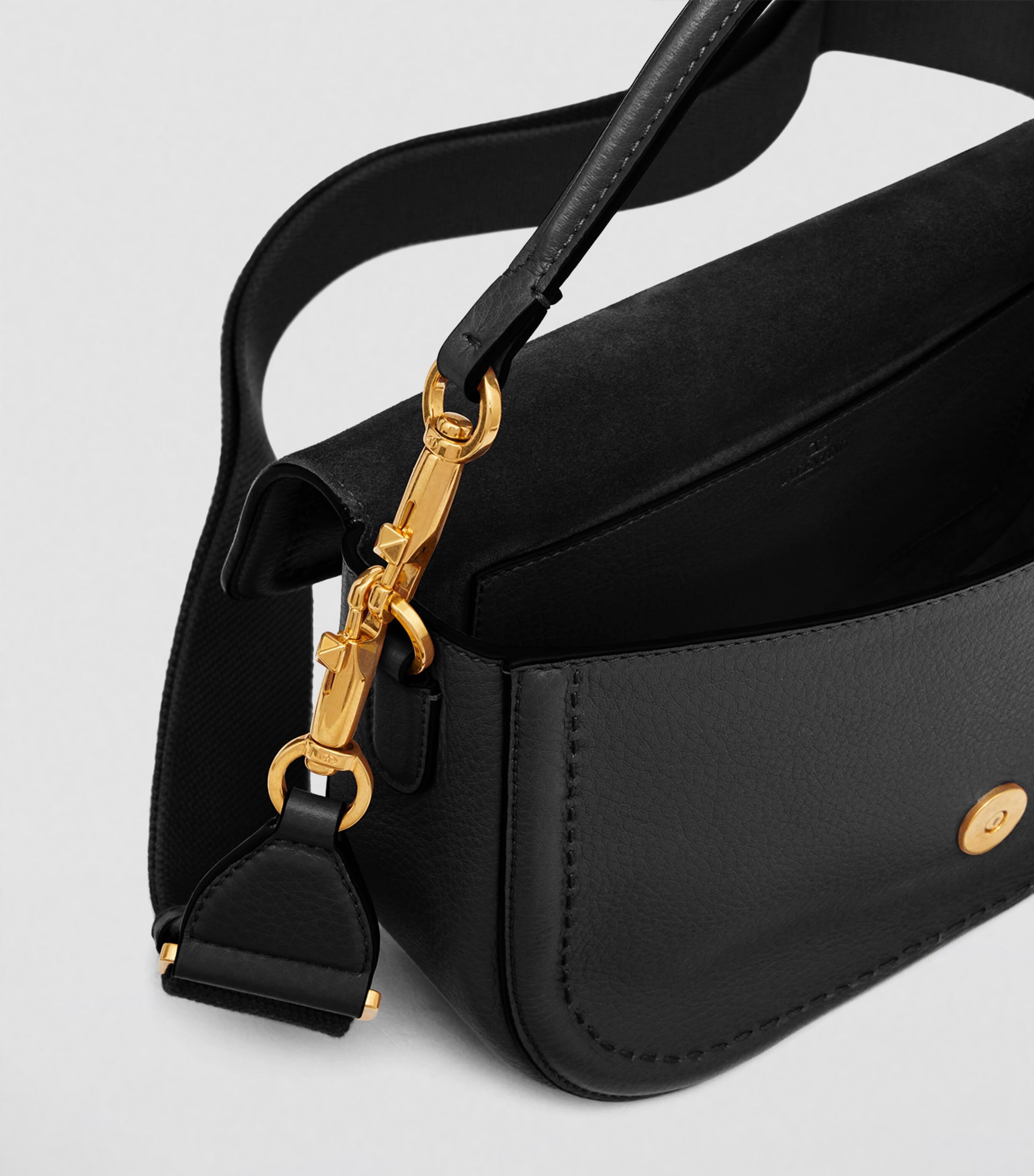 Valentino Garavani Leather Alltime Shoulder Bag Image 5