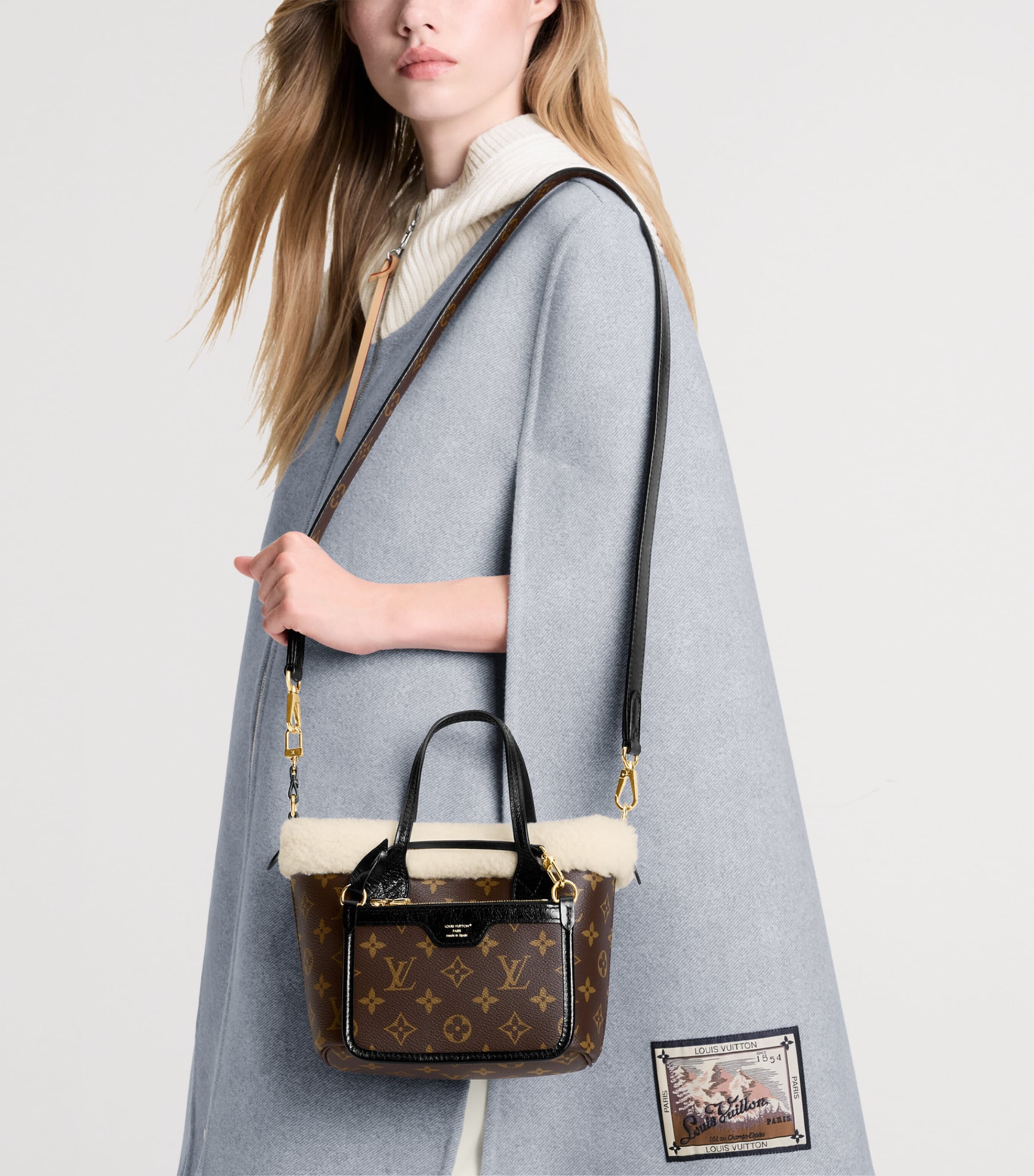 Shearling Neverfull Bandoulière Inside Out BB Bucket Bag MONOGRAM SHEARLING Image 2