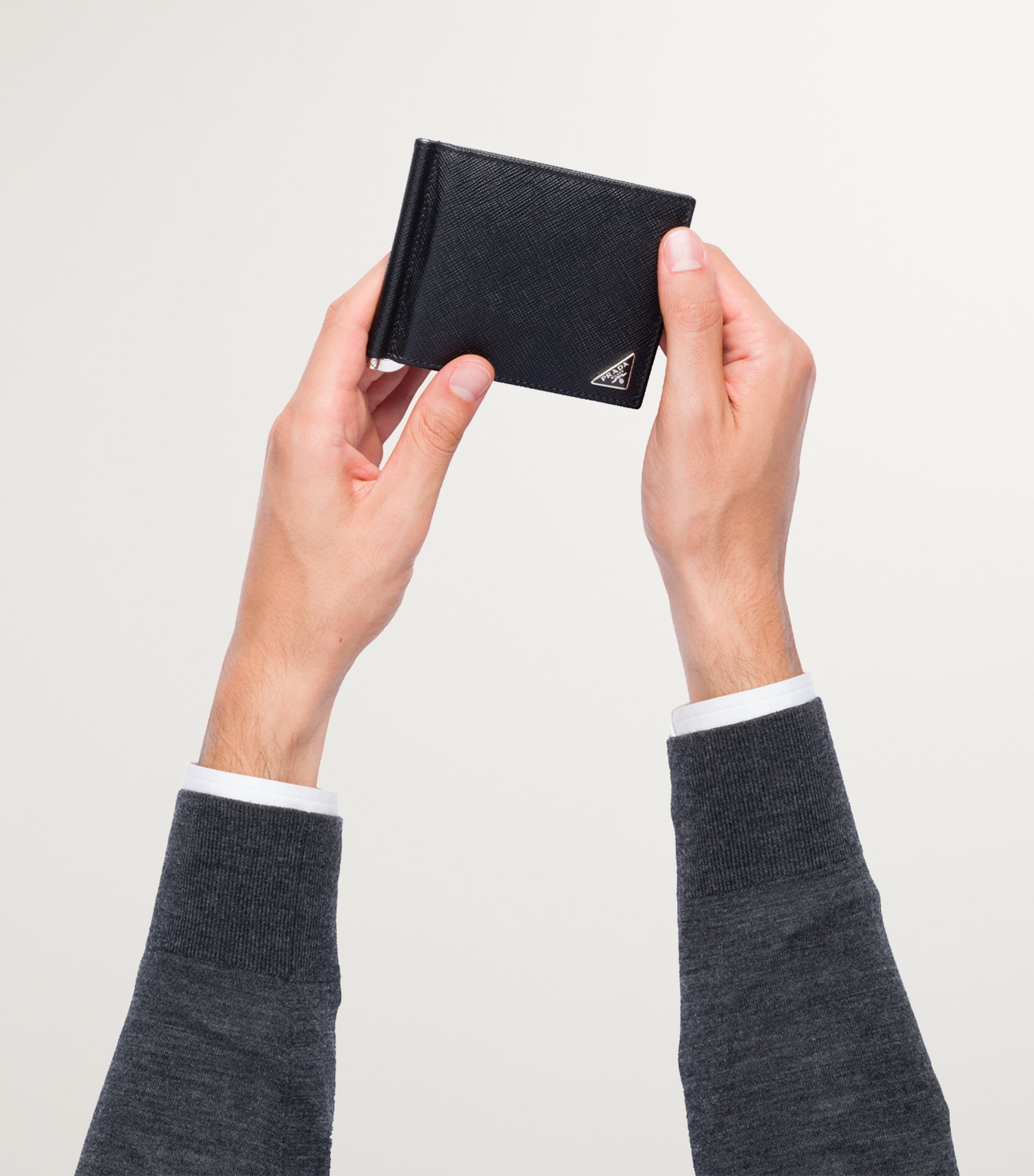 Saffiano Leather Bi-fold Wallet F0002 Image 3