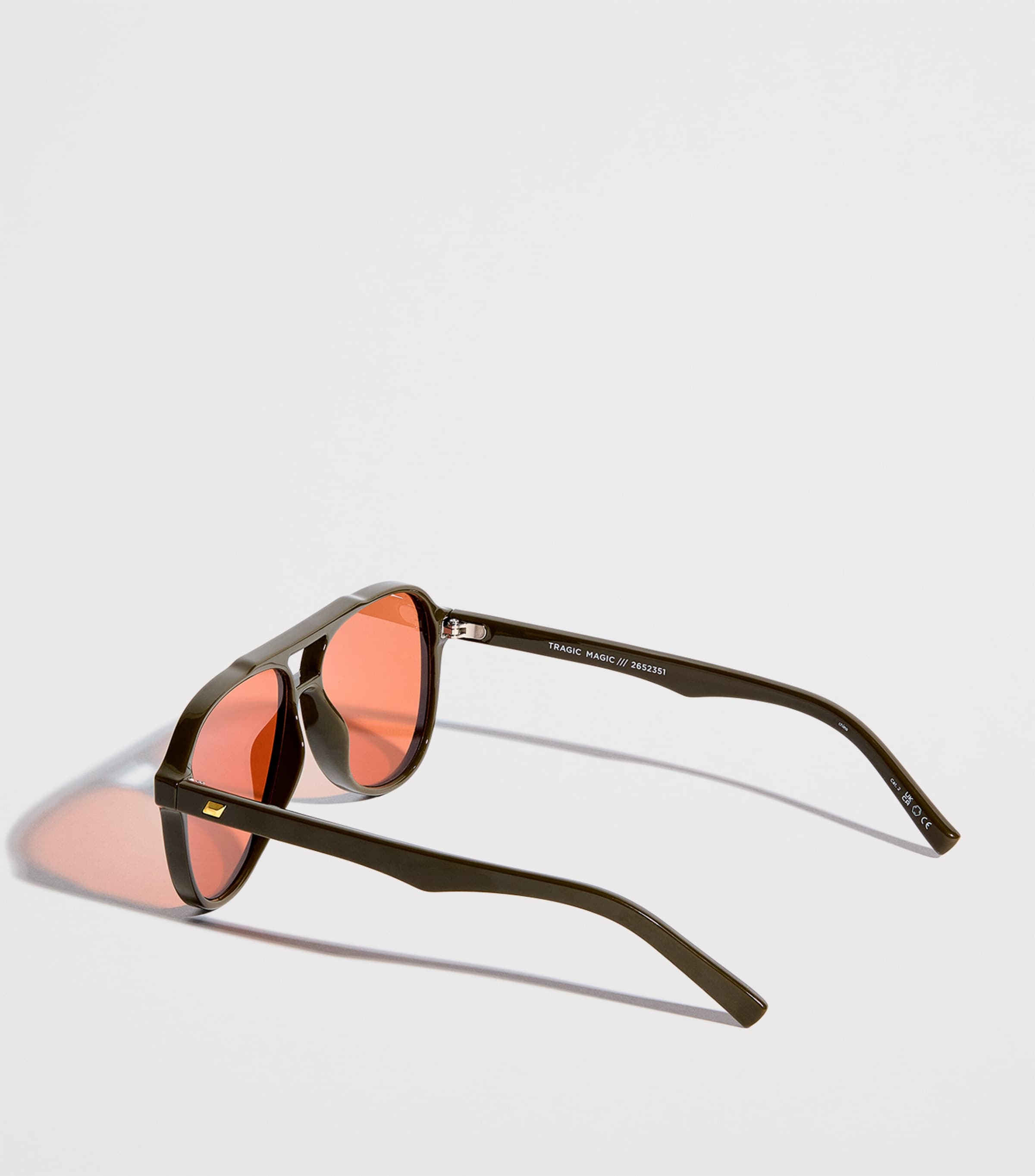 Le Specs Tragic Magic Aviator Sunglasses Grn Image 3
