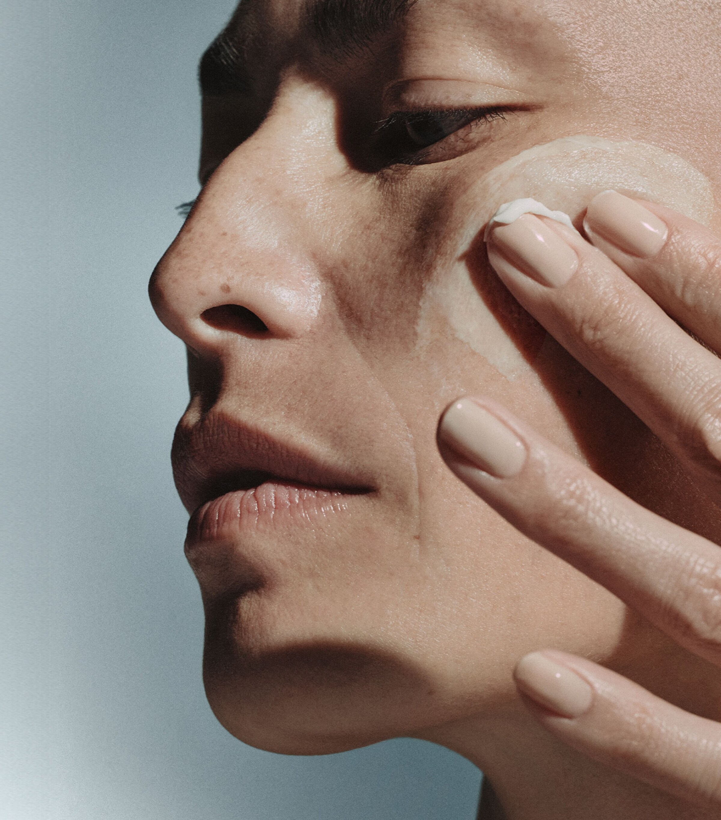 The Rejuvenating Night Cream (30ml) NO COLOUR Image 6