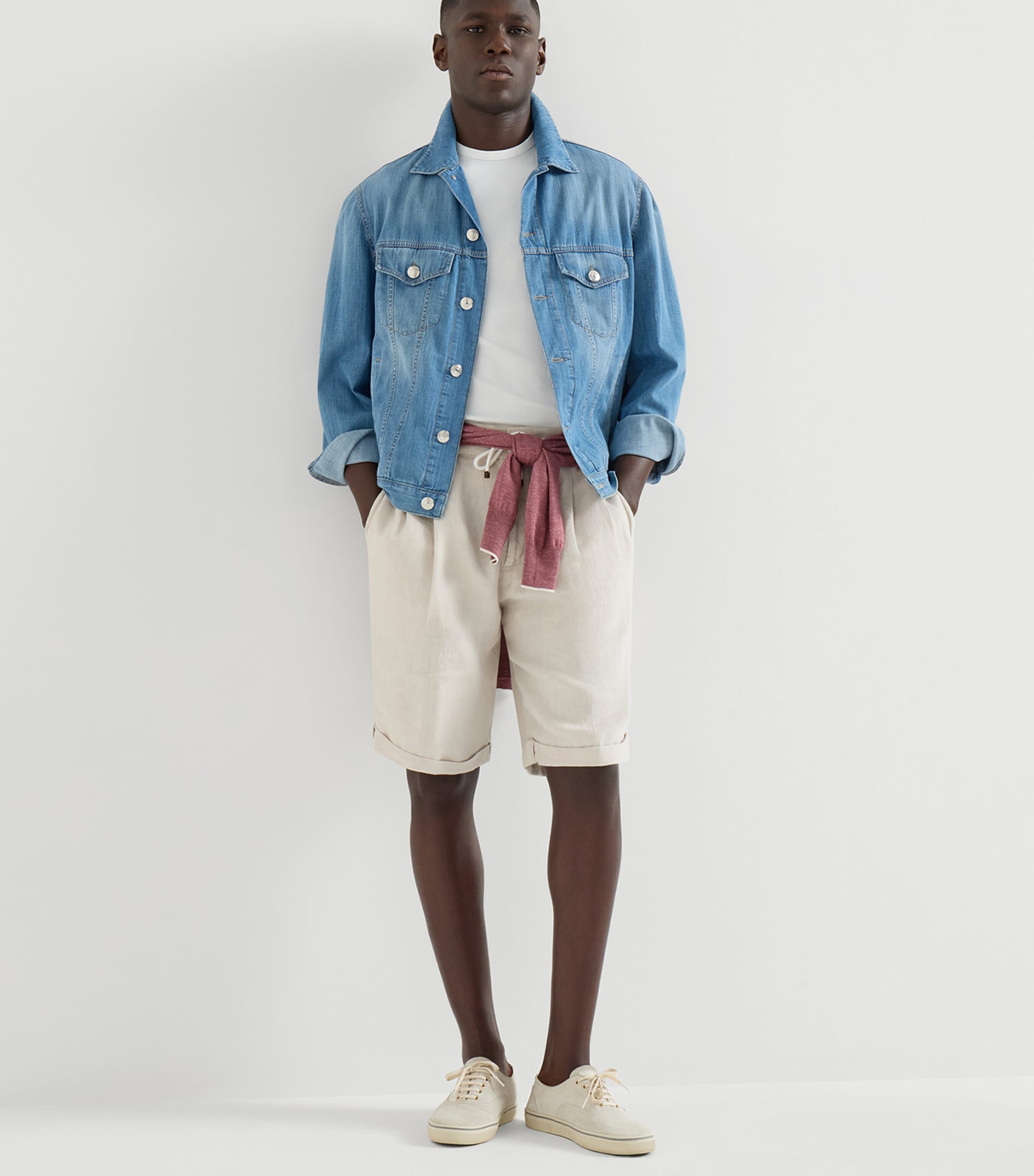 Brunello Cucinelli Mens Linen Drawstring Bermuda Shorts Image 2