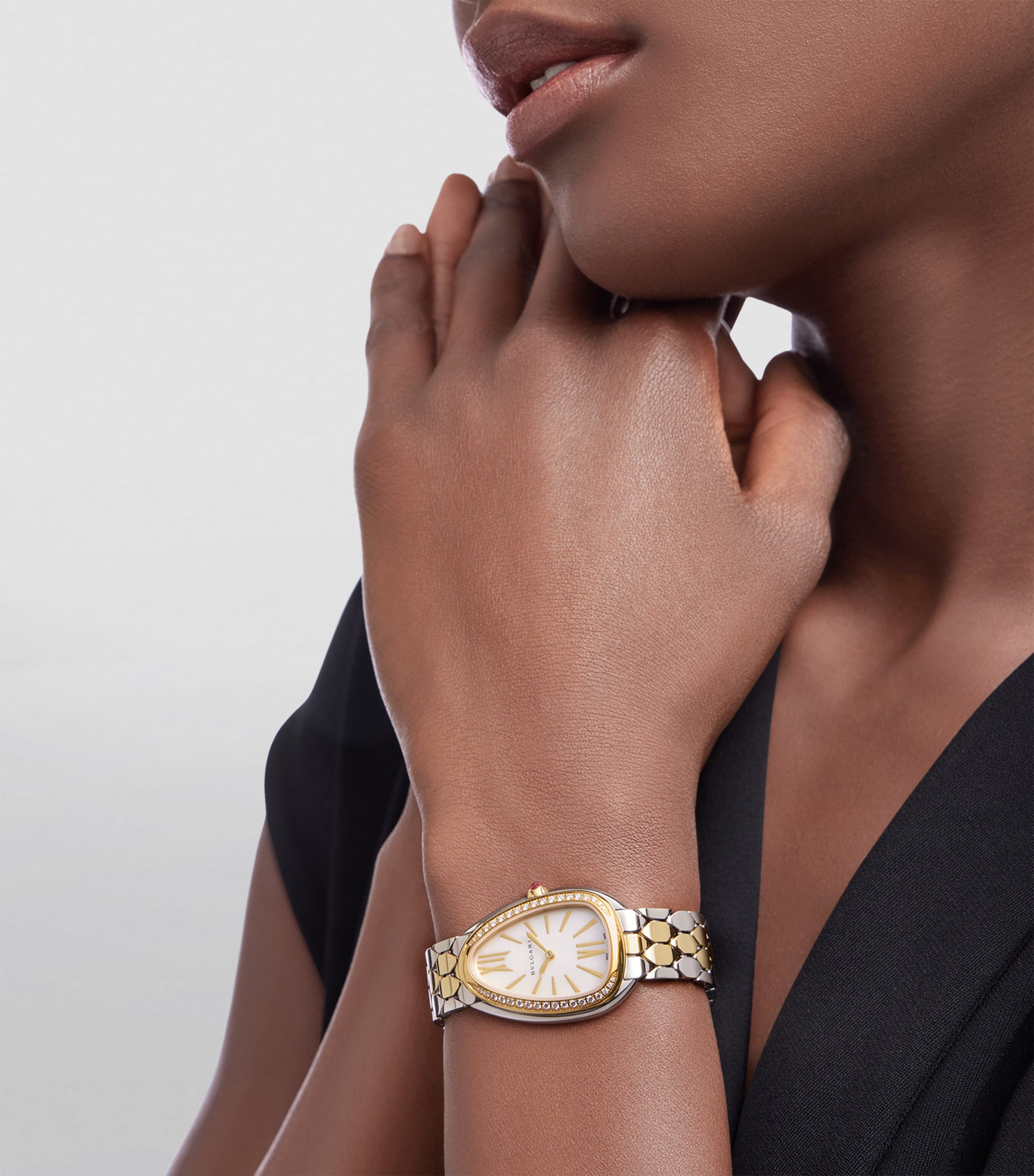 Yellow Gold, Stainless Steel and Diamond Serpenti Seduttori Watch 33mm MOTHER OF PEARL Image 4