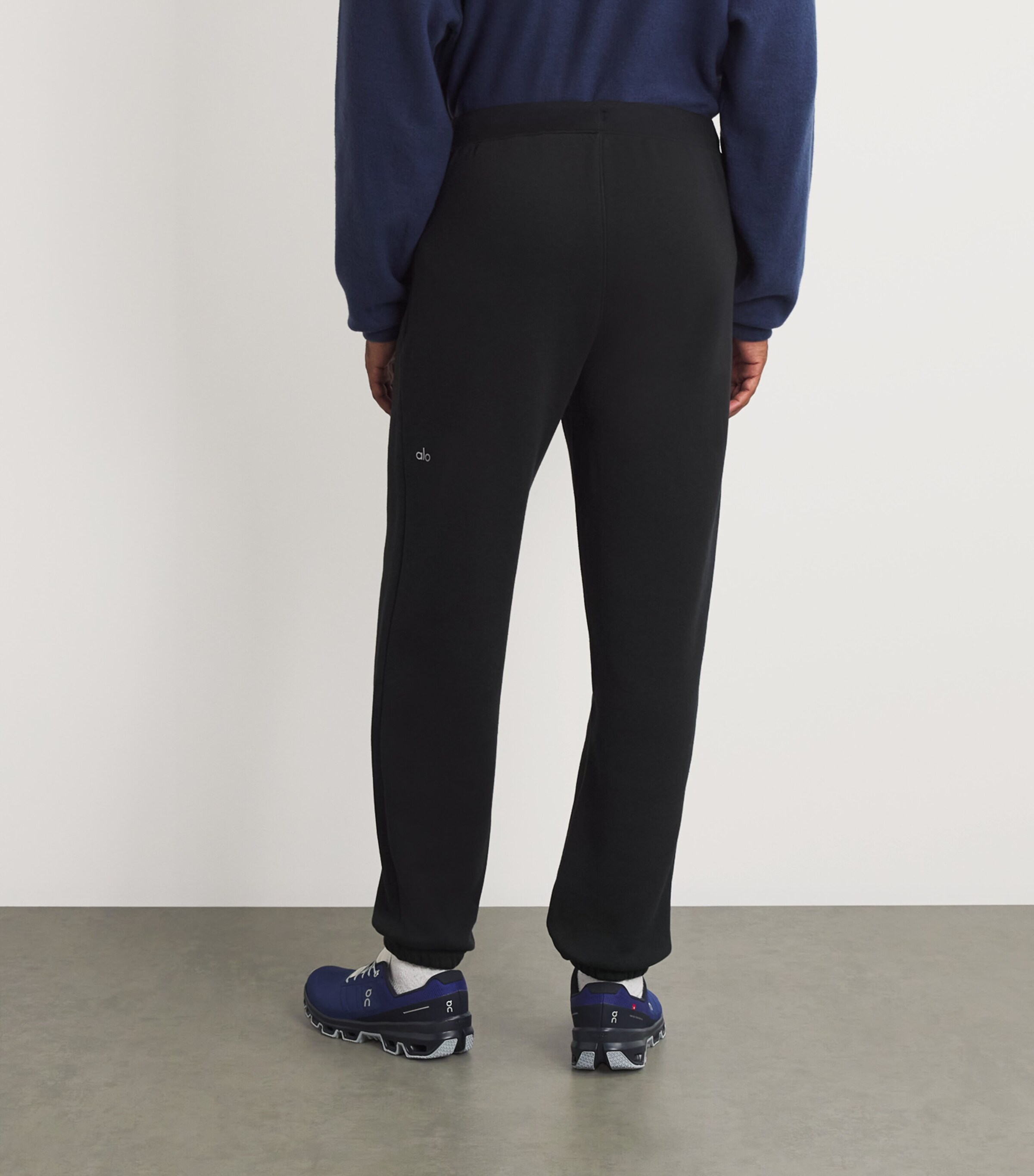 Alo Yoga Black Triumph Restore Sweatpants Harrods AE