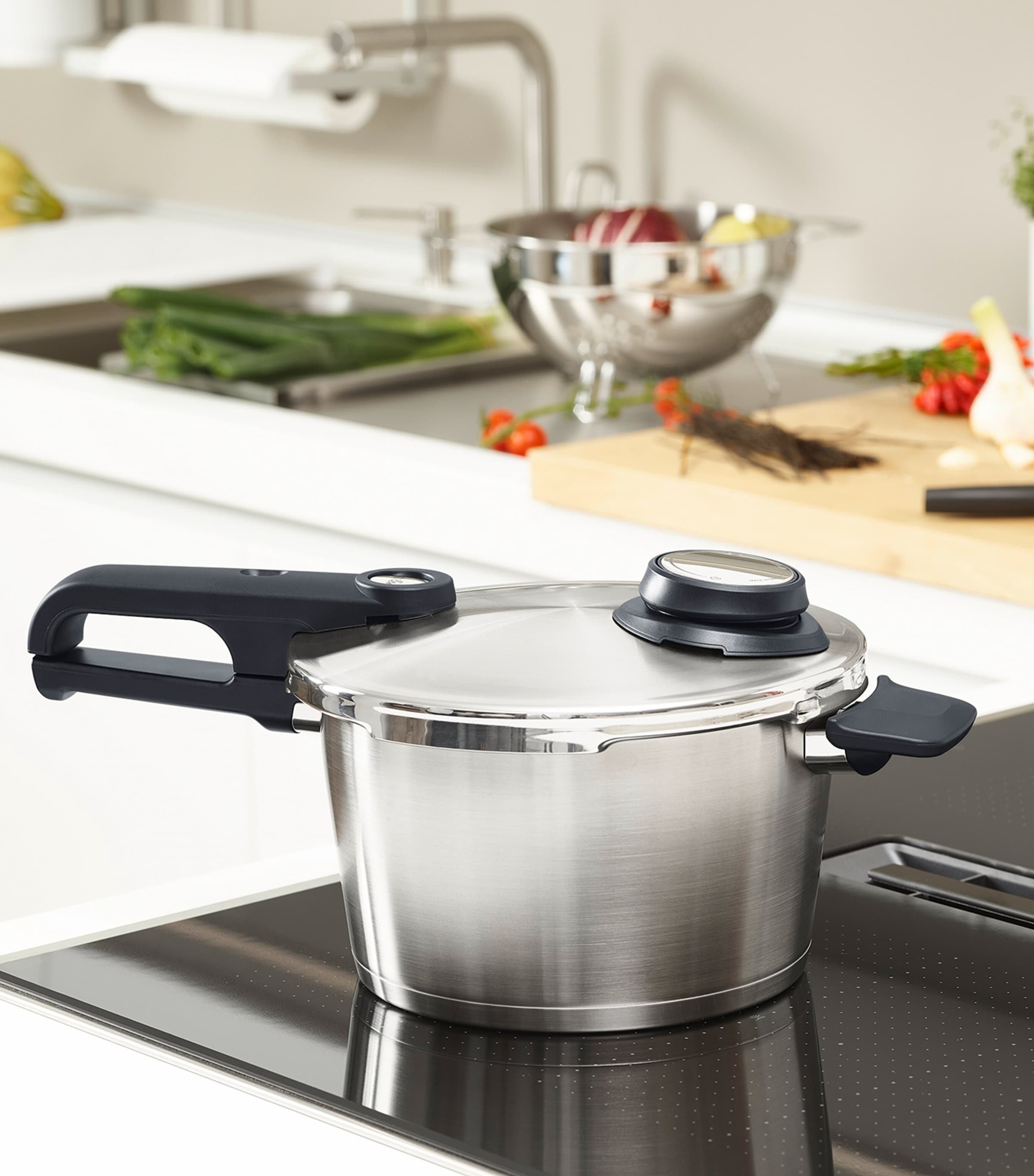 Vitavit Premium Pressure Cooker with Insert (18cm) INOX GREY Image 9