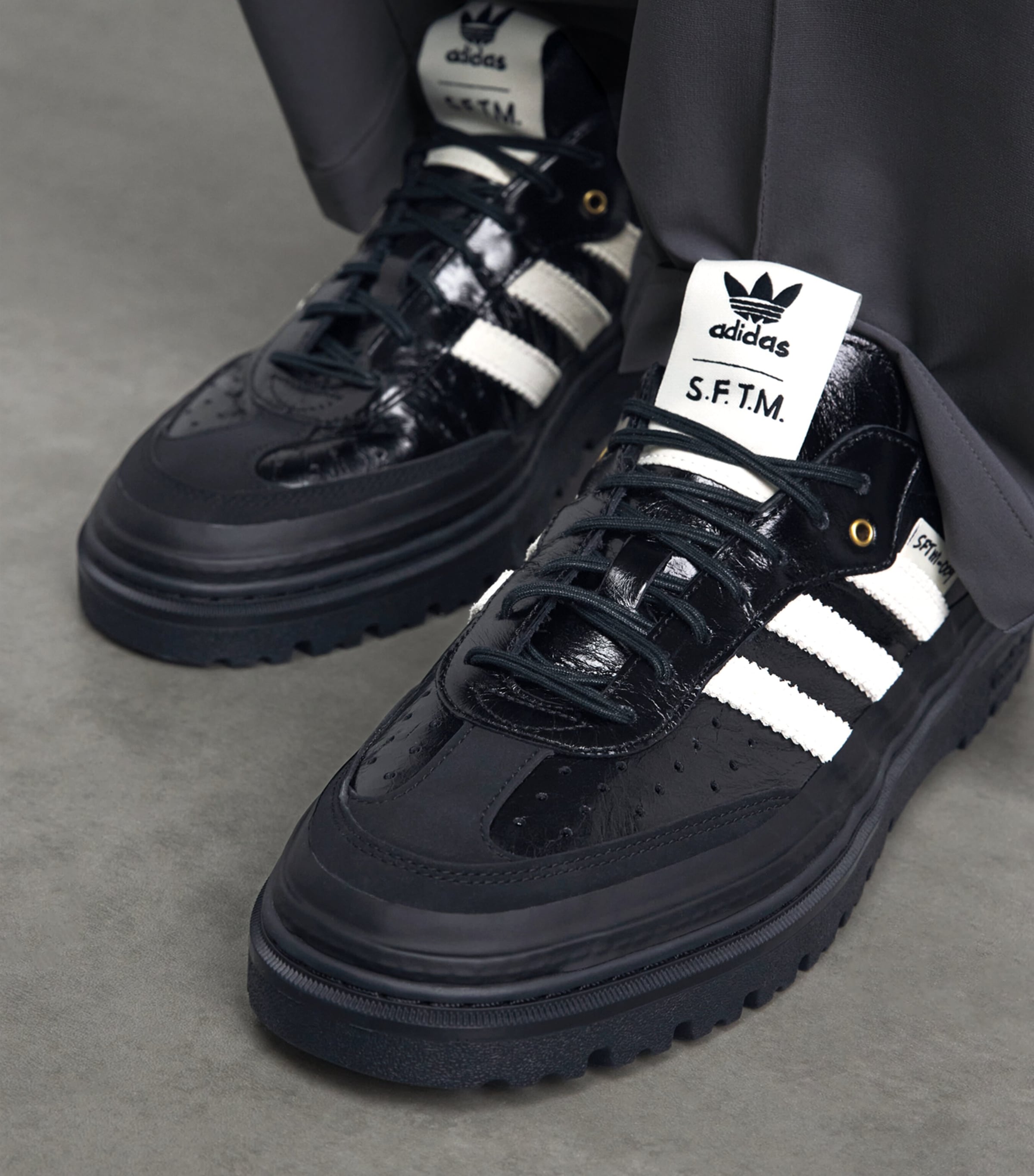 adidas x Song for the Mute Leather Samba LX Freizeit Sneakers Core Black/off White Image 2