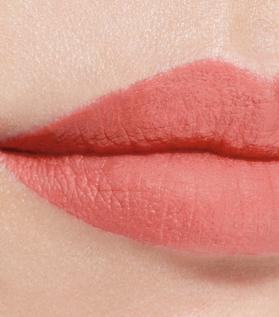ROUGE ALLURE LIQUID VELVET Ultrawear Intense Matte Liquid Lip Colour TROUBLANTE Image 3