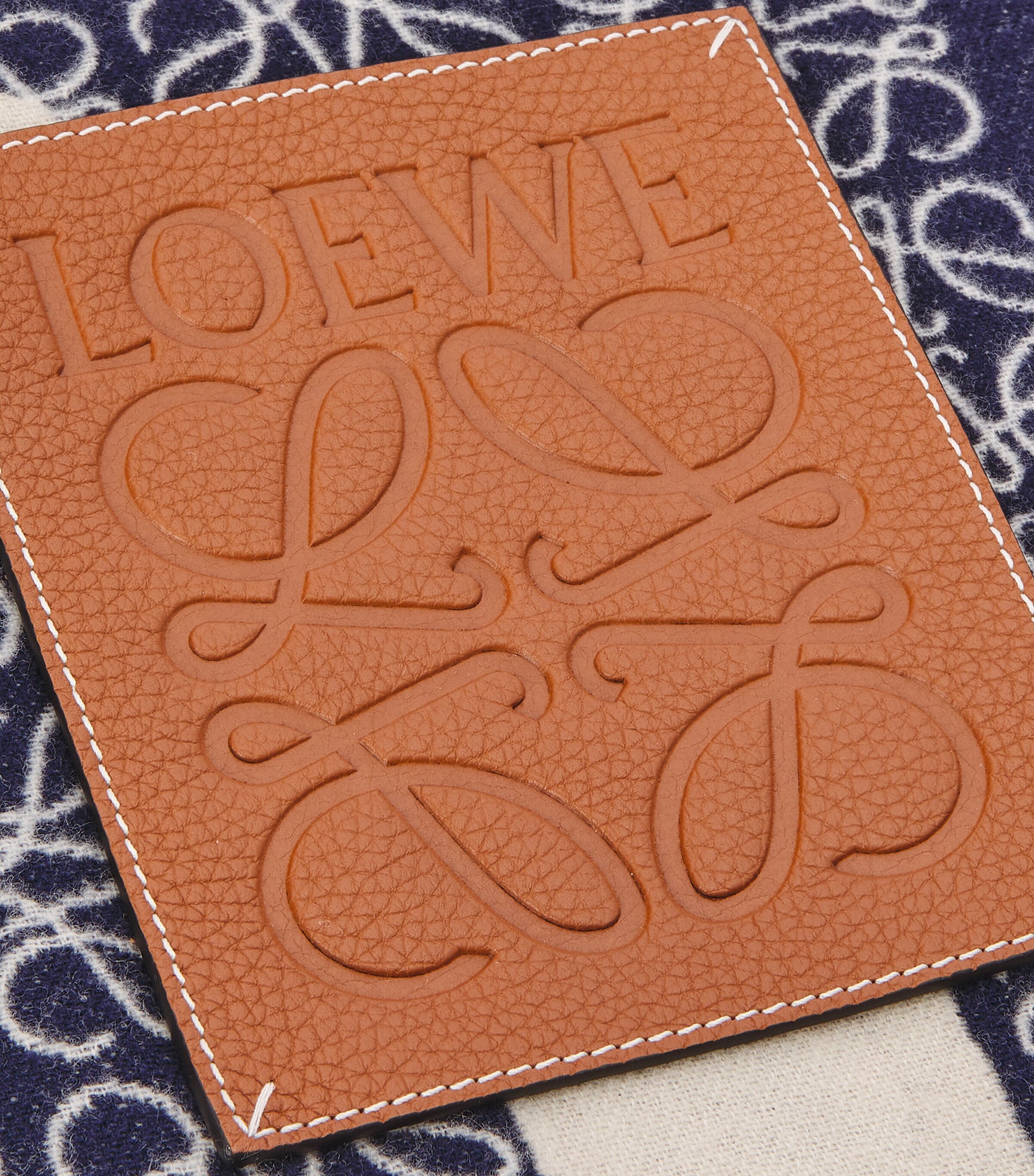LOEWE Wool Anagram Blanket (120cm x 140cm) Navy Blue Image 4