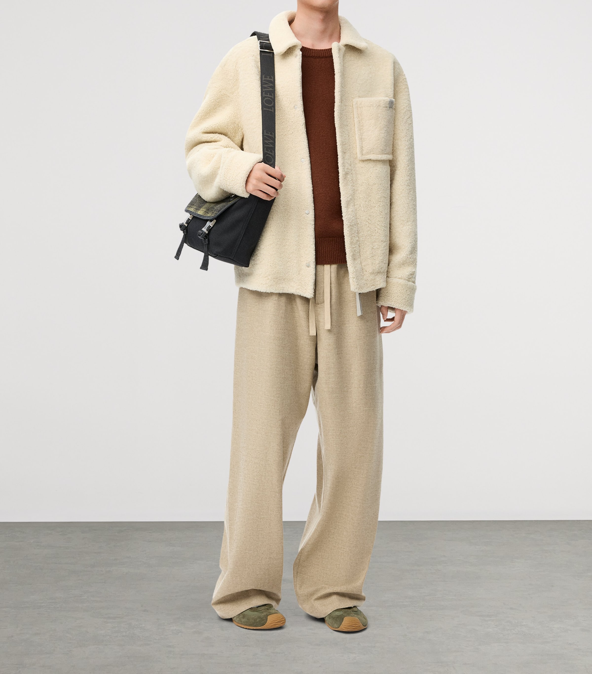 Wool Anagram Sweater BROWN Image 4