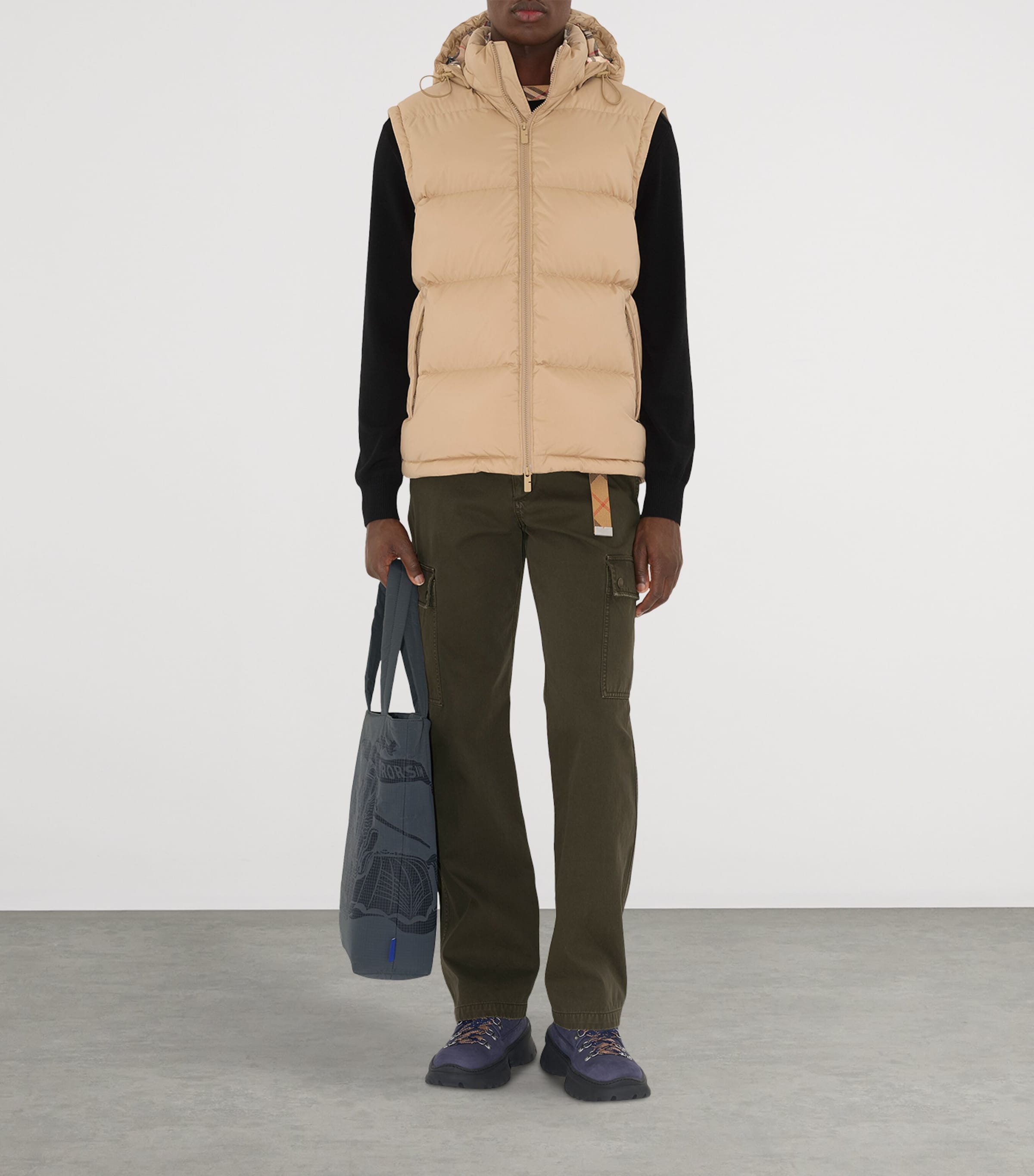 Detachable-Sleeve Puffer Jacket FLAX Image 4