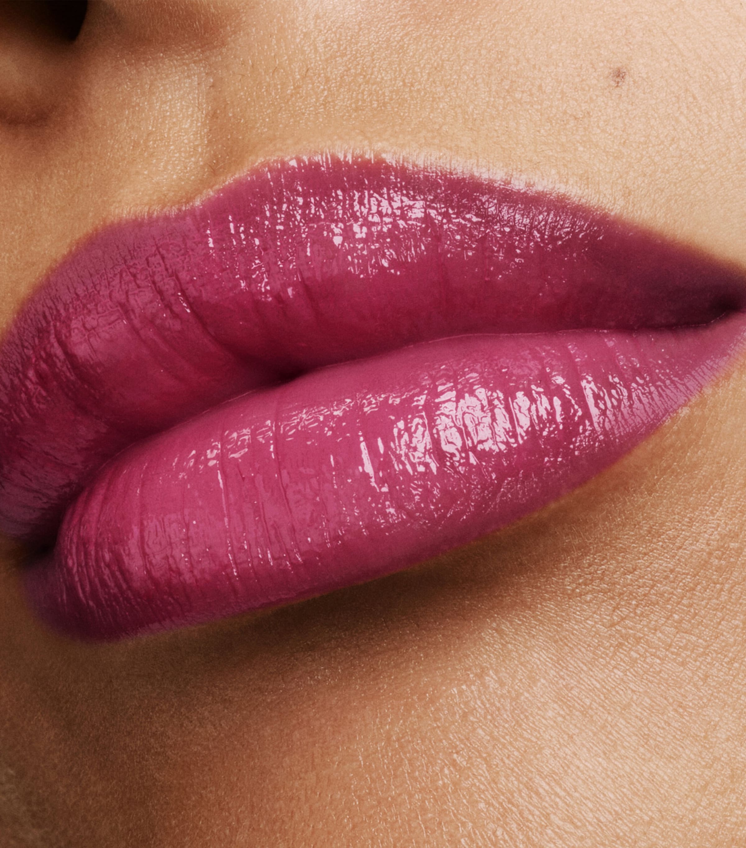 Soleil Tinted Lip Balm 06 ISLE Image 5