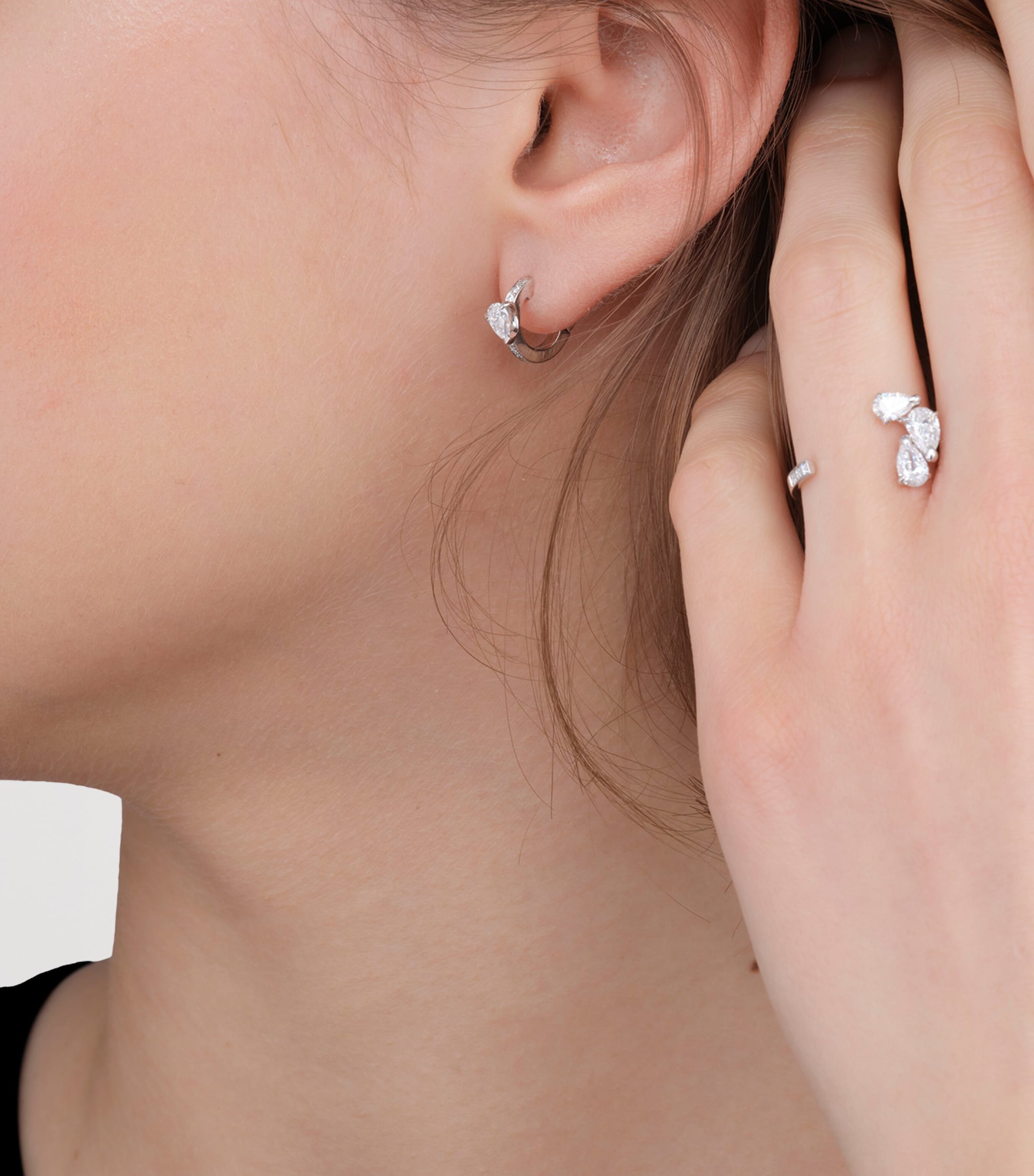 Repossi White Gold and Diamond Serti sur Vide Ring White Gold Image 2
