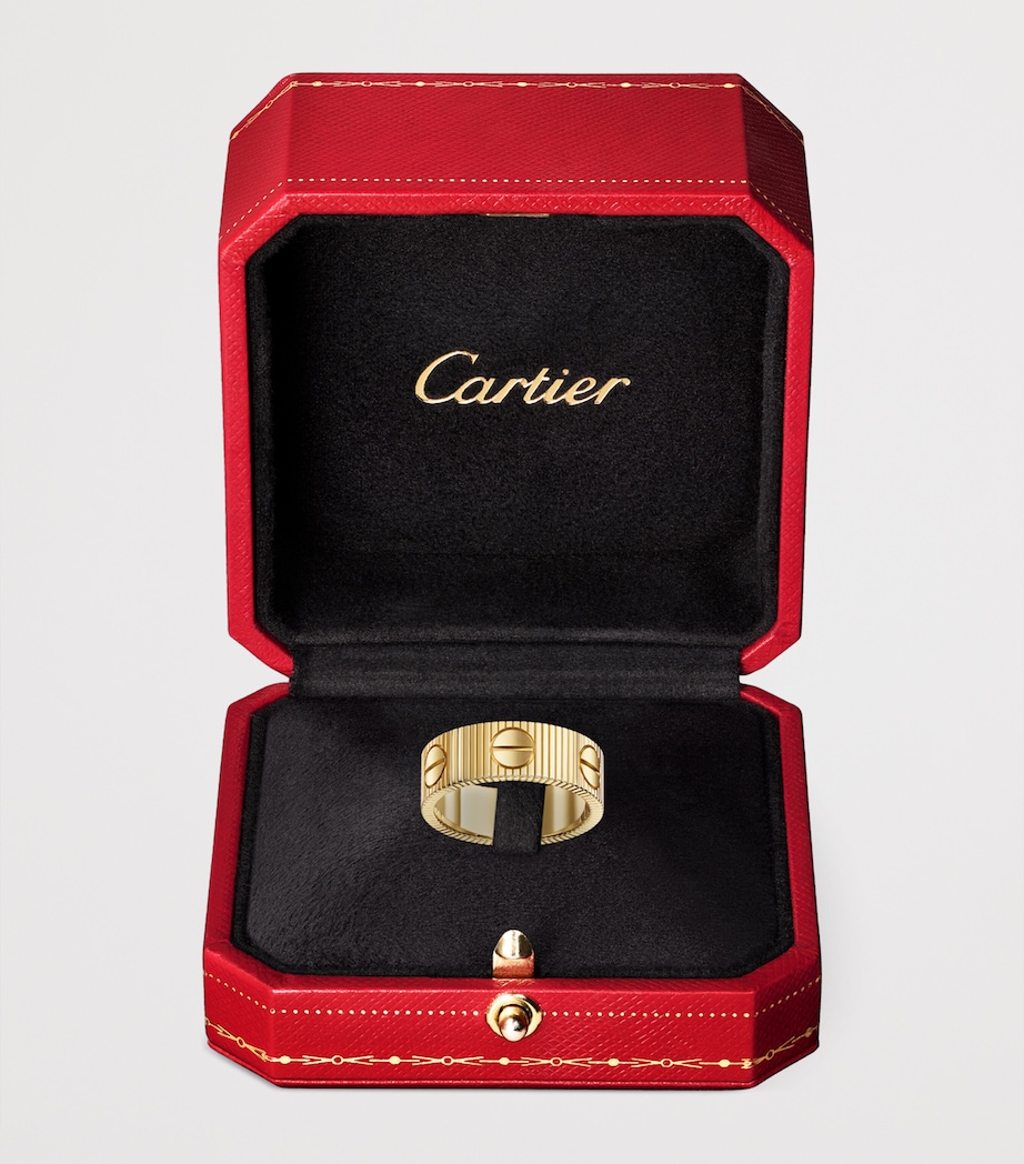 Yellow Gold LOVE Unlimited Ring YELLOW GOLD Image 4