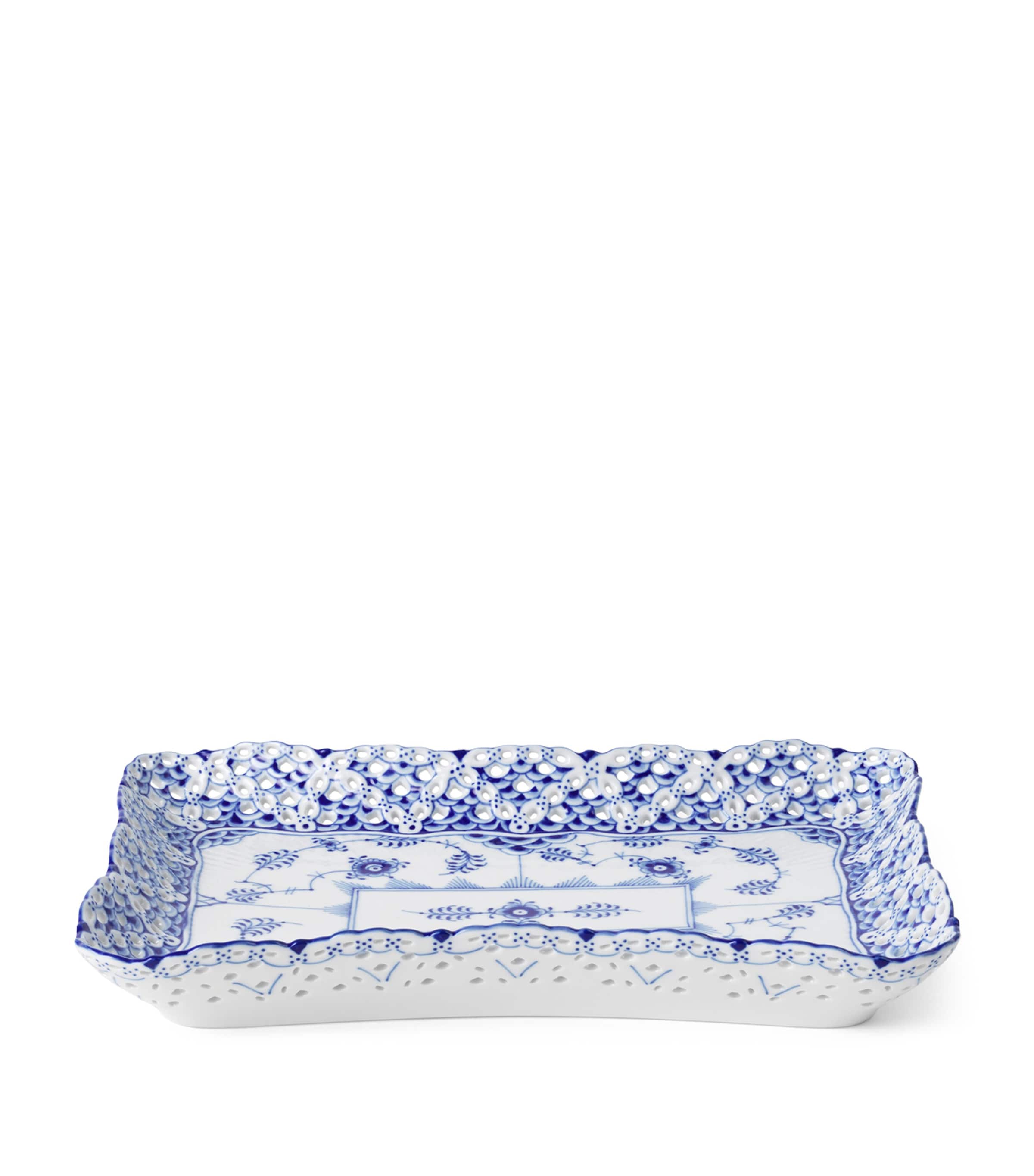 Blue Fluted Full Lace Dish (23cm) BLUE Image 3