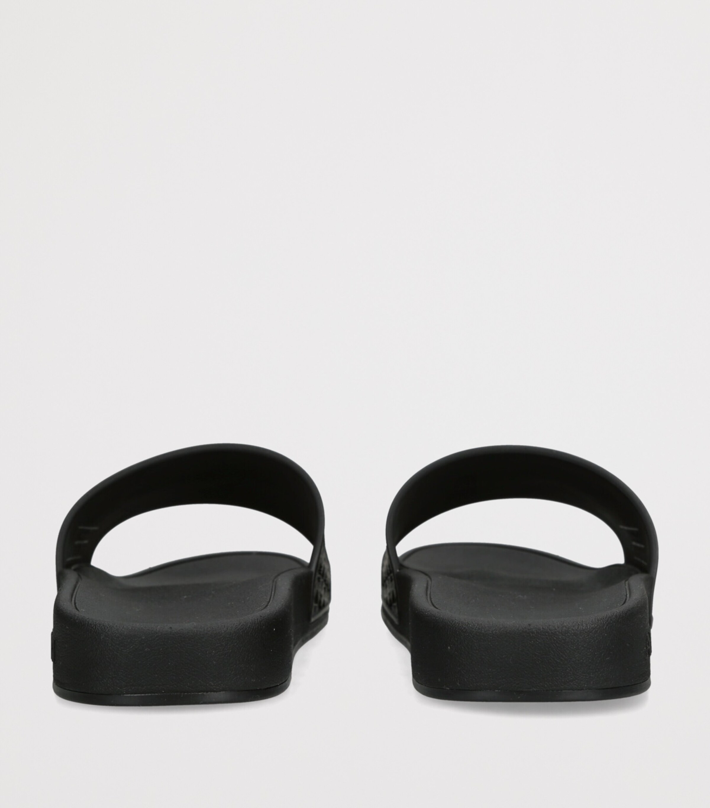 MA Quad Pool Slides BLACK Image 2