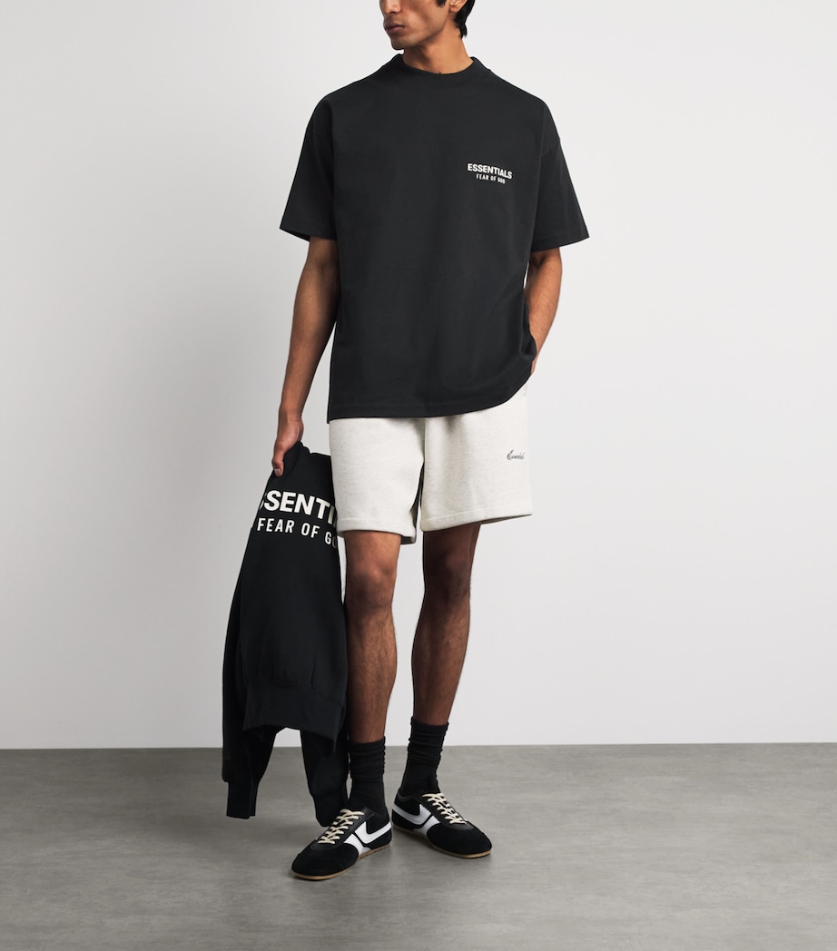 FEAR OF GOD ESSENTIALS Mens Classic Fit T-Shirt Vintage Black Image 2
