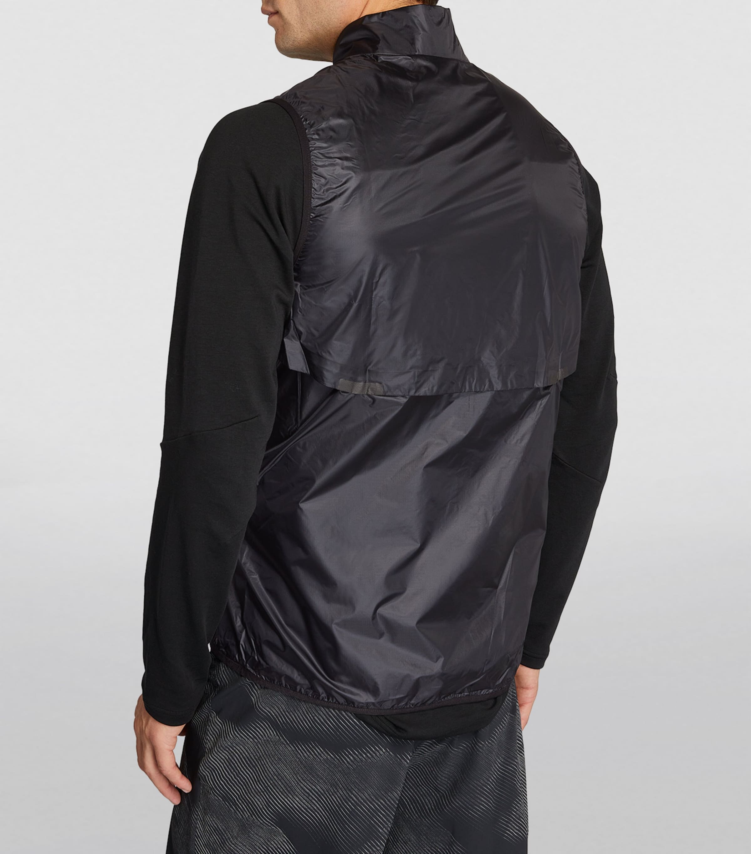 Weather Gilet BLACK Image 4