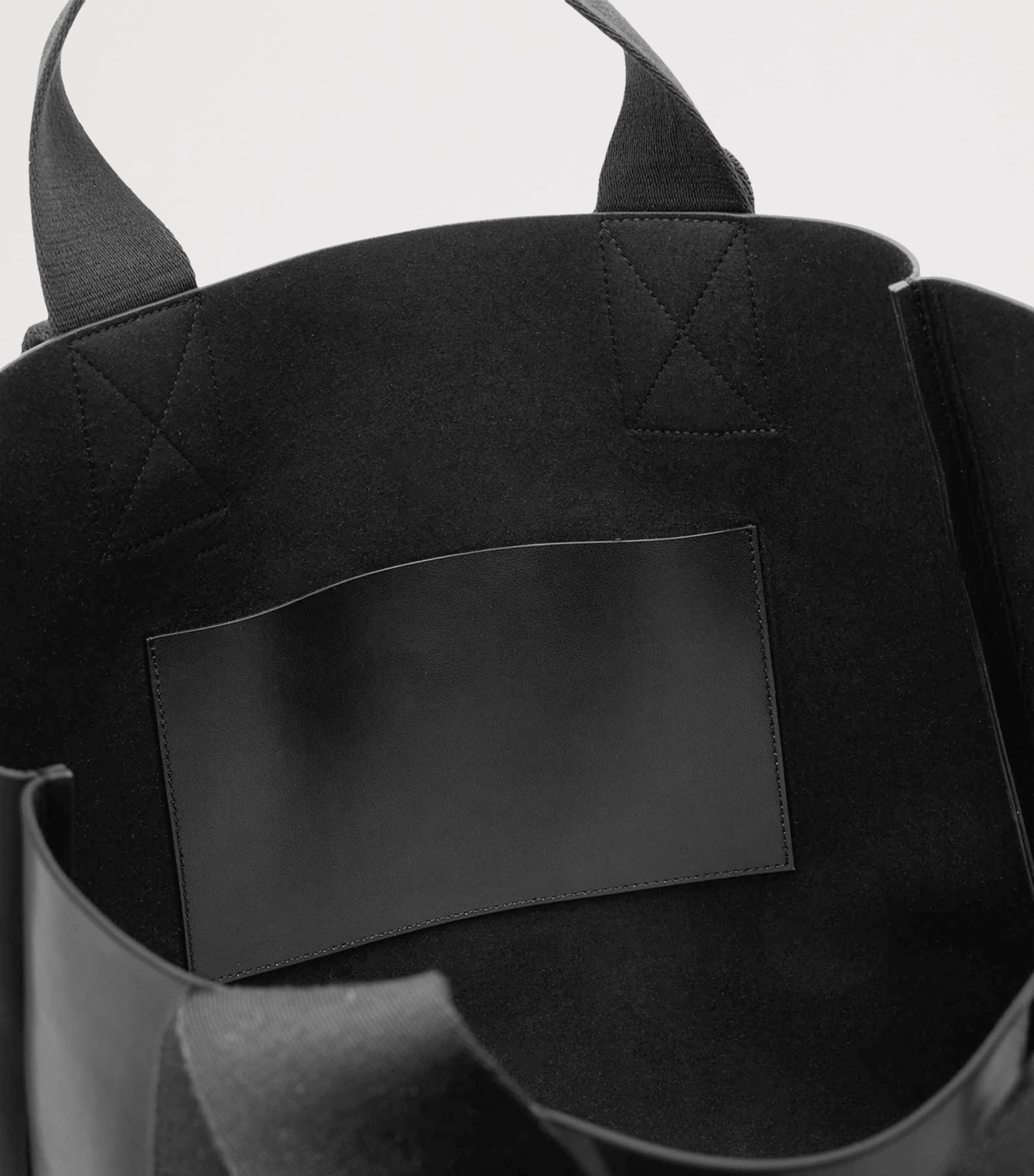 Leather Izzy Tote Bag BLACK Image 3