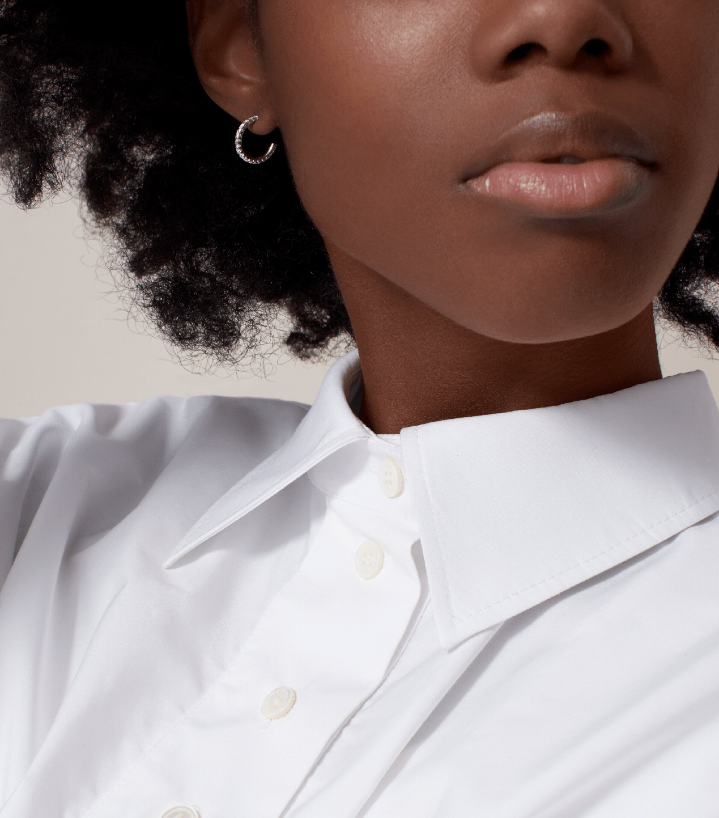 Small White Gold and Diamond Étincelle de Cartier Hoop Earrings WHITE GOLD Image 5